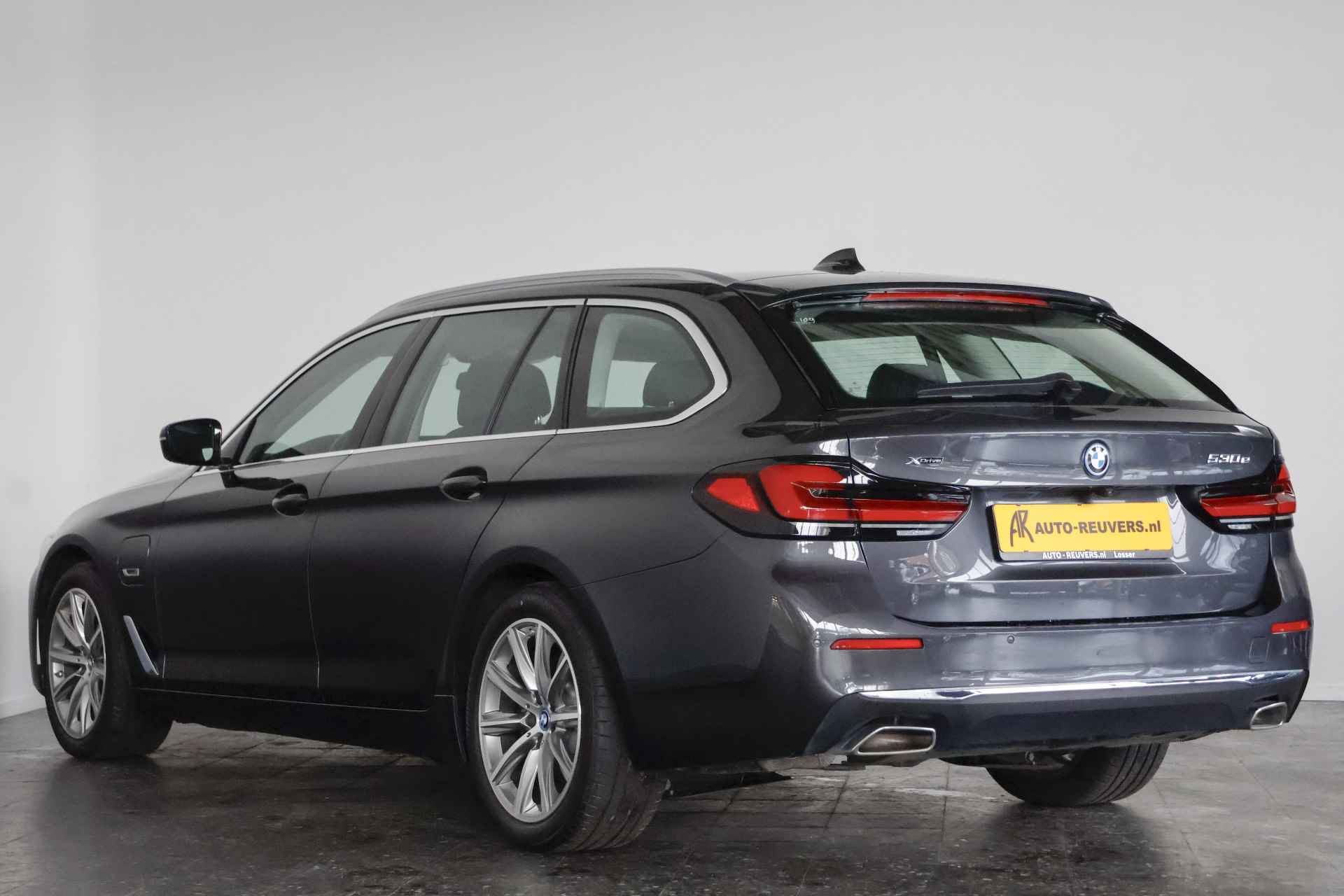 BMW 5 Serie Touring 530e xDrive Executive / Leder / Softclose / Pilot assist / HUD / CarPlay - 5/42