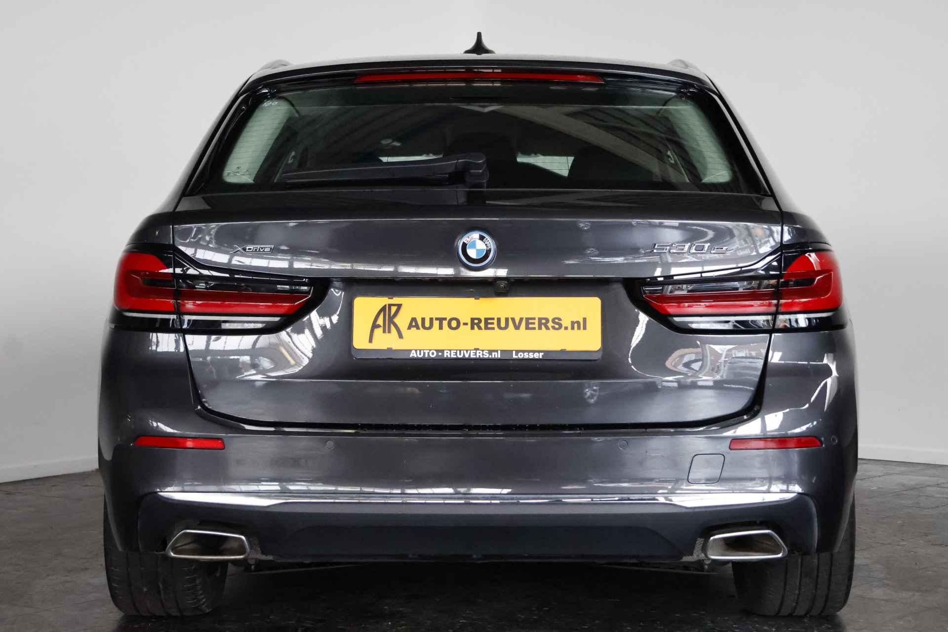 BMW 5 Serie Touring 530e xDrive Executive / Leder / Softclose / Pilot assist / HUD / CarPlay - 8/42