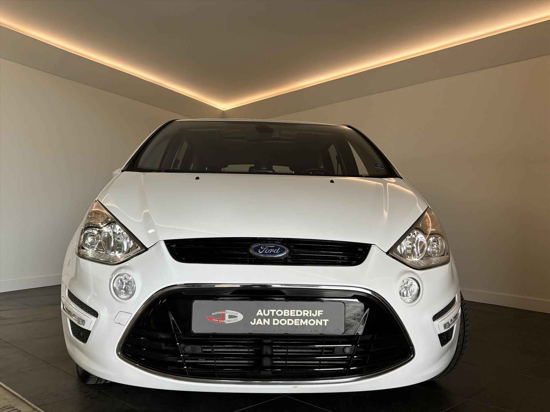 Ford S-Max 2.0 STCI 203PK POWERSHIFT Automaat / Panoramadak / Trekhaak  / Navigatie / 17 Inch LMV - 2/20