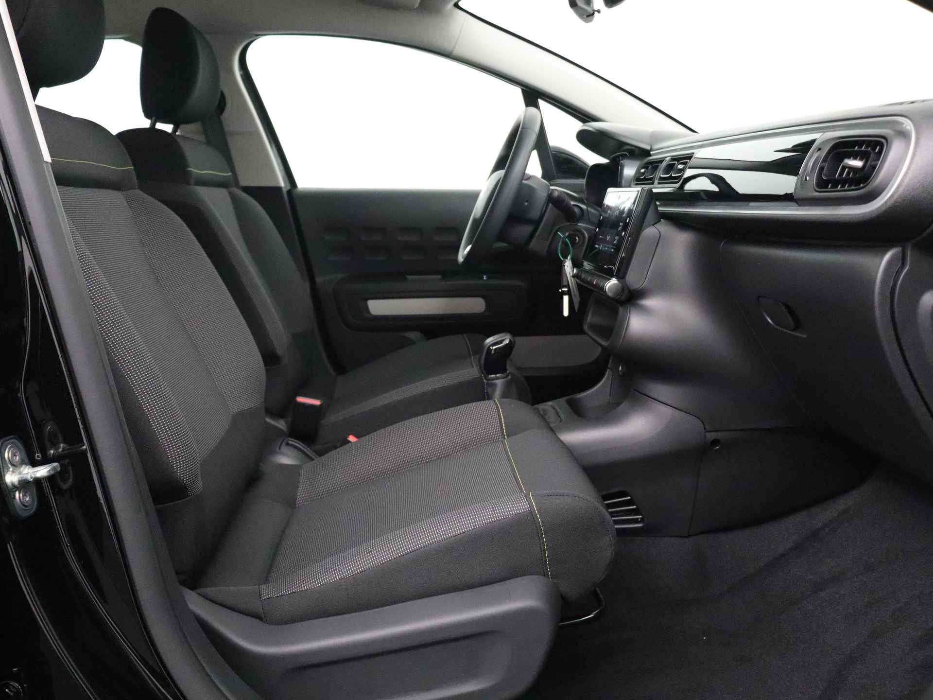 Citroën C3 PureTech 83pk Plus | Rijklaar | Parkeersensoren | Connect Navigatie | - 6/25