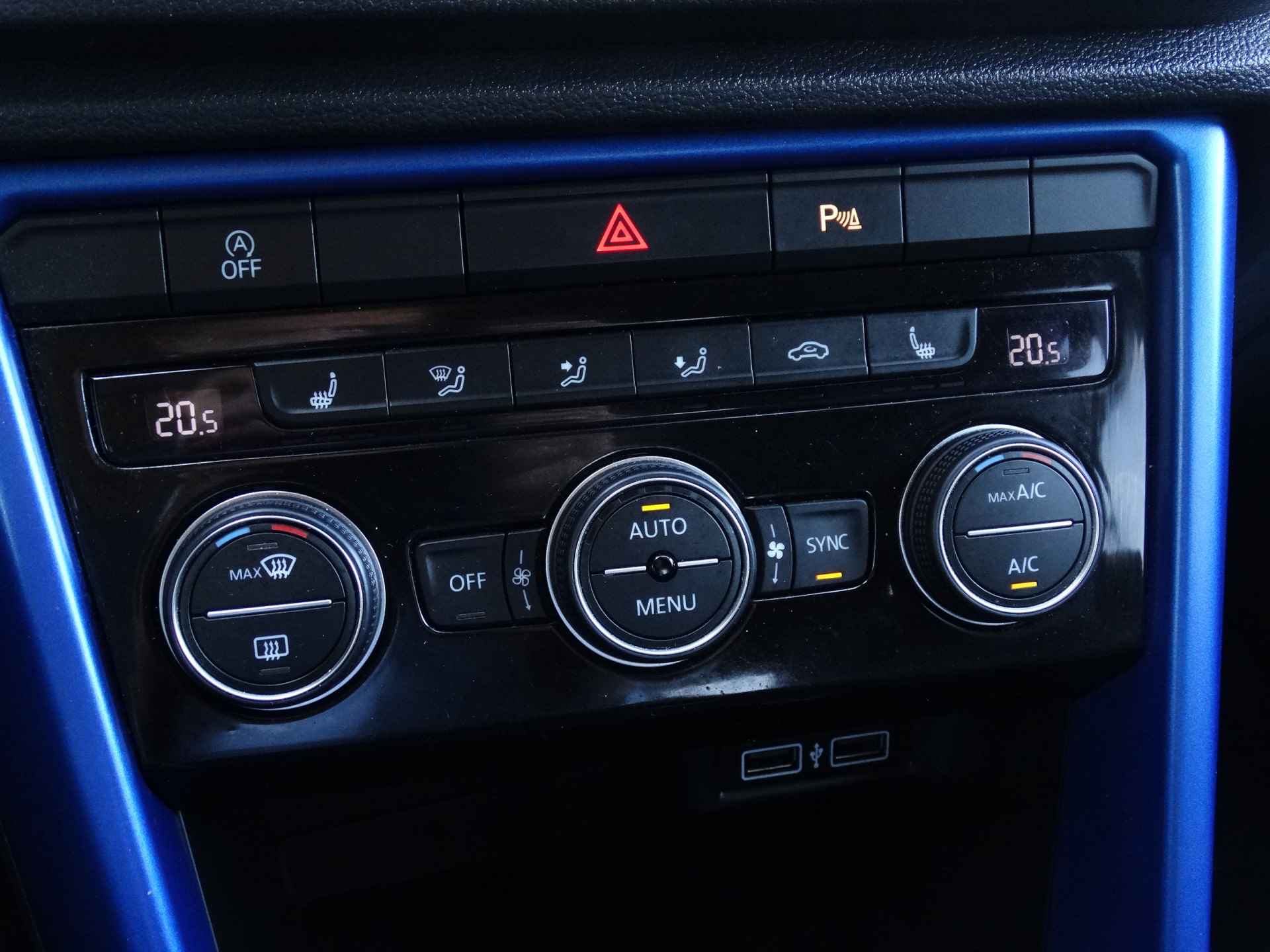 Volkswagen T-Roc 1.0 TSI 115PK Style | Navigatie | Stoelverwarming | Parkeersensoren | Adaptief Cruise Control | - 28/29