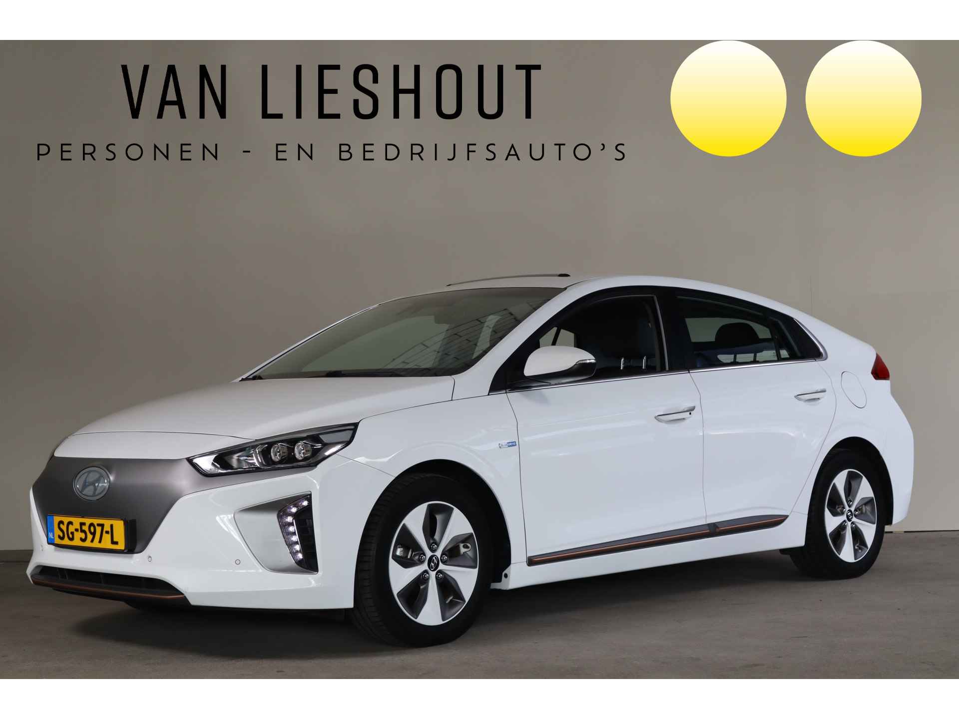 Hyundai IONIQ Premium EV NL-Auto!! Leder/camera/schuifdak -- A.S. ZONDAG GEOPEND VAN 11.00 T/M 15.30 -- - 1/38