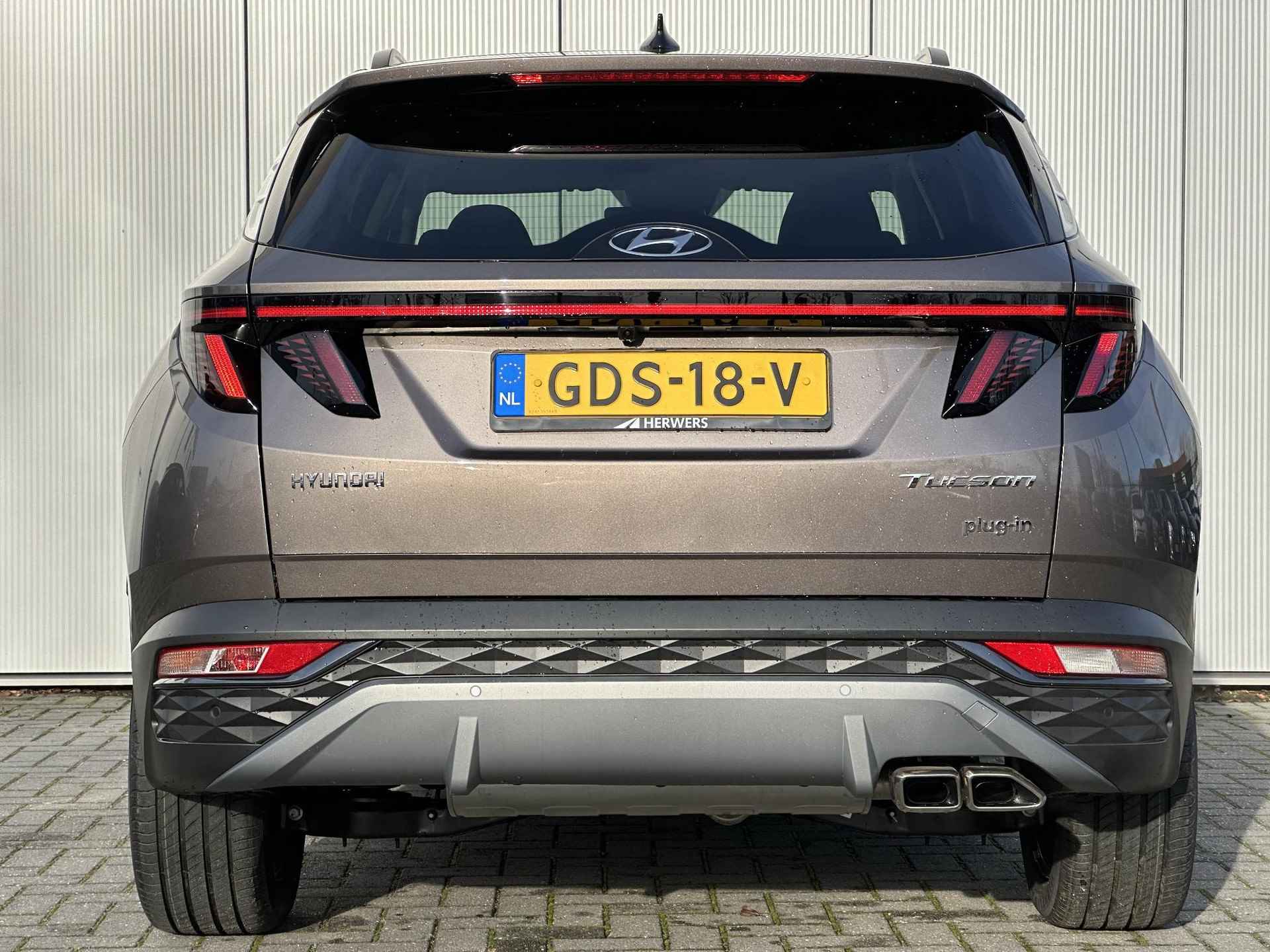 Hyundai Tucson 1.6 T-GDI PHEV Comfort Smart 4WD / Navigatie / Apple Carplay & Android Auto / Achteruitrijcamera / Climate Control / Adaptive Cruise Control / Stoelverwarming / KRELL Audio / Parkeersensoren Voor + Achter / - 26/67