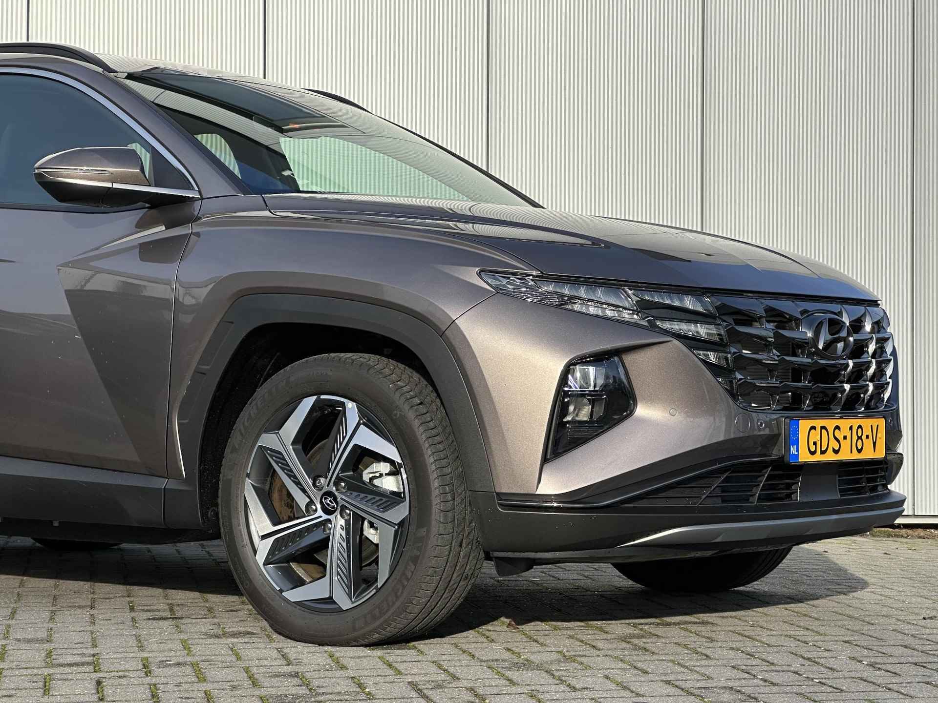 Hyundai Tucson 1.6 T-GDI PHEV Comfort Smart 4WD / Navigatie / Apple Carplay & Android Auto / Achteruitrijcamera / Climate Control / Adaptive Cruise Control / Stoelverwarming / KRELL Audio / Parkeersensoren Voor + Achter / - 38/67