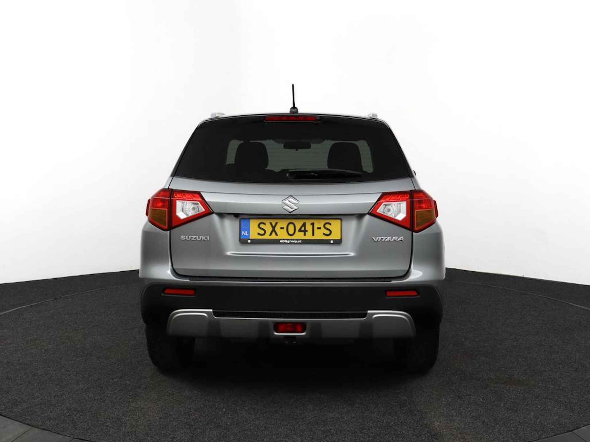 Suzuki Vitara 1.6 Business Edition | Navigatie | Camera achter | Stoelverwarming | Climate Control | - 35/49