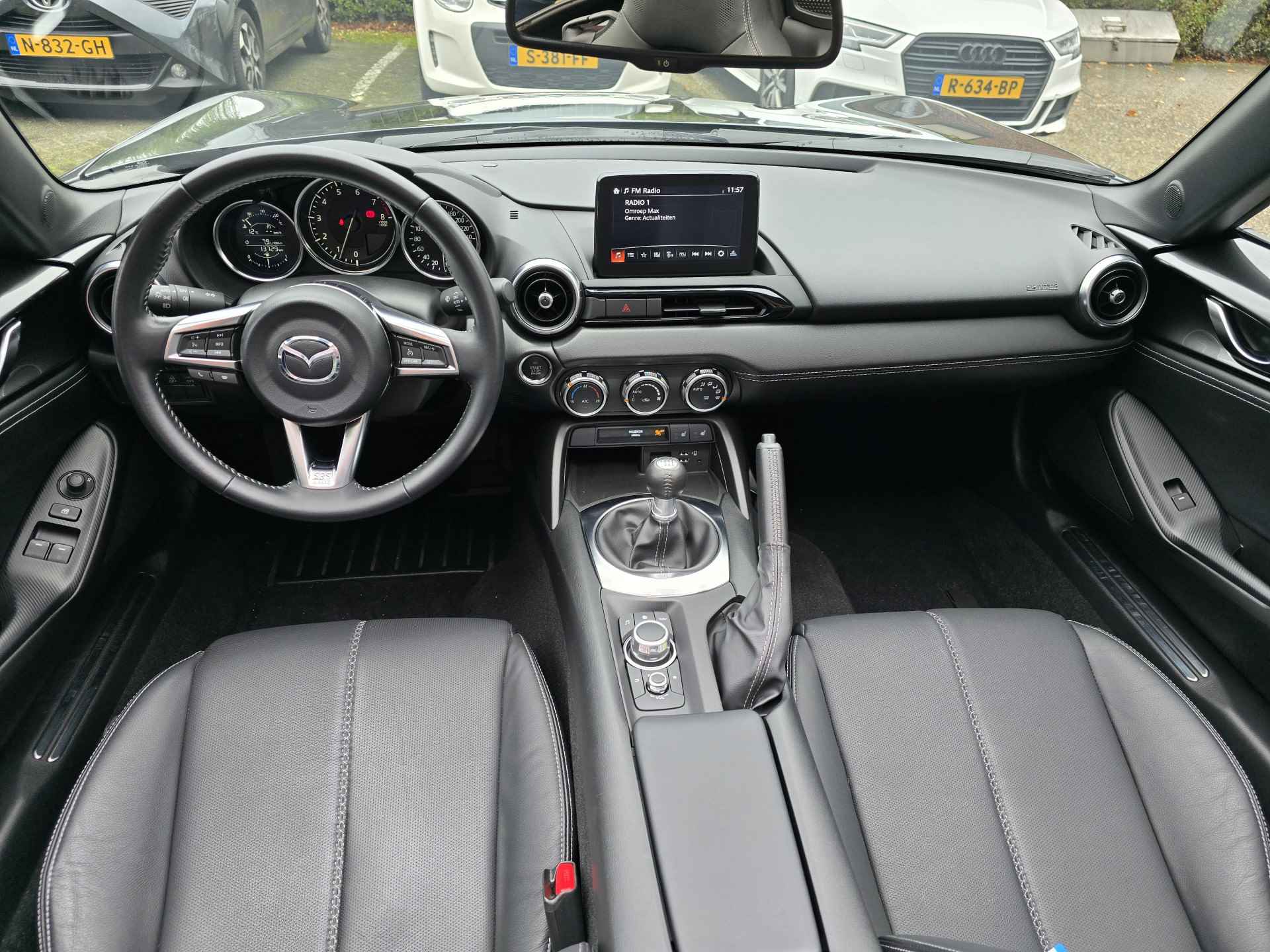 Mazda MX-5 2.0 SkyActiv-G 184 pk Luxury 2 jaar garantie - 4/28