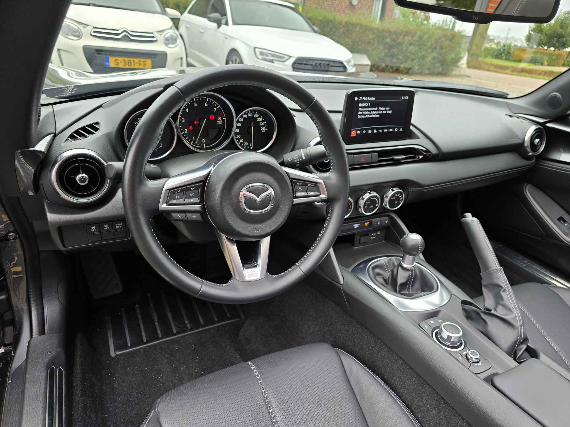 Mazda MX-5 2.0 SkyActiv-G 184 pk Luxury 2 jaar garantie - 12/28