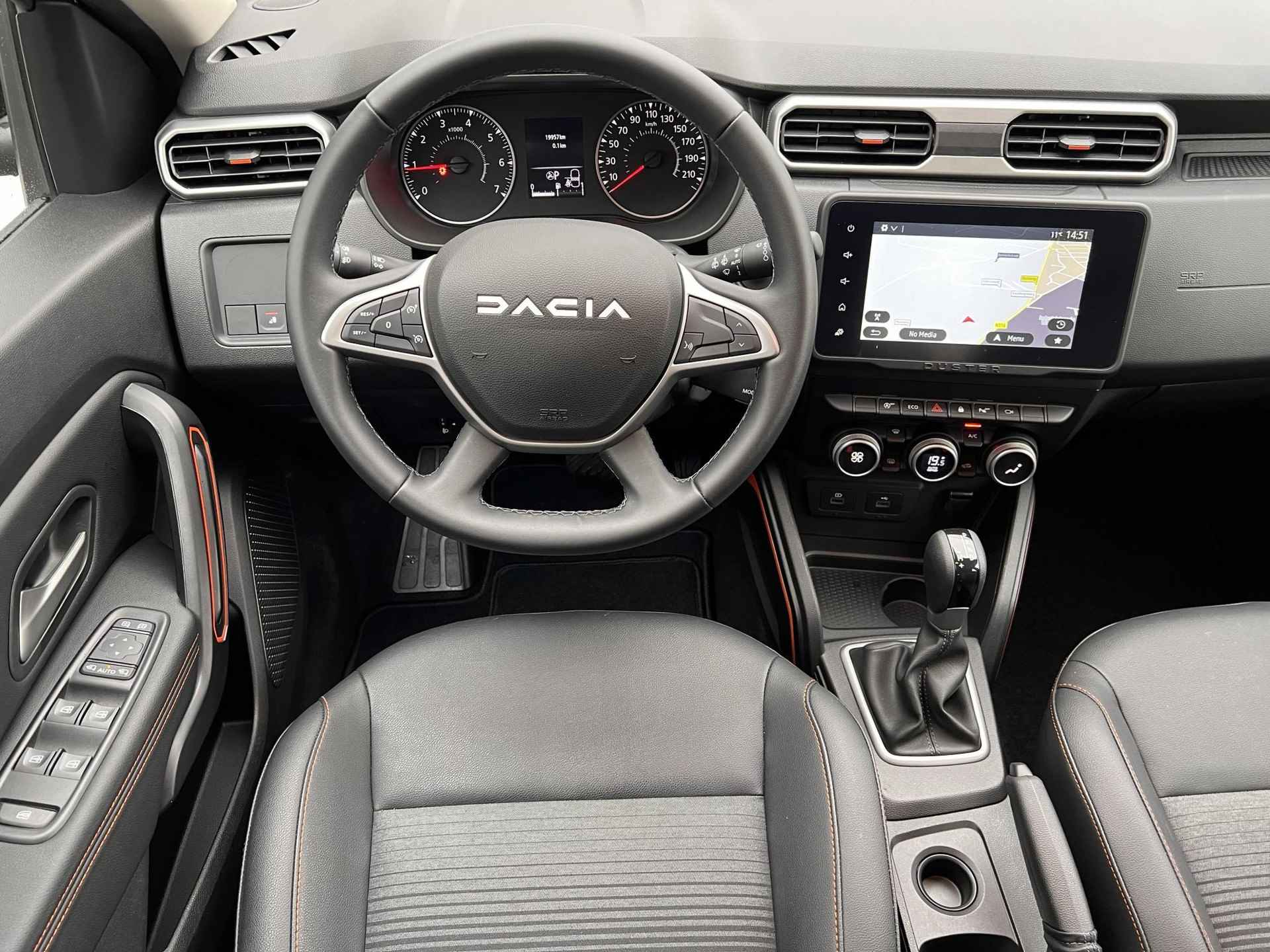 Dacia Duster 1.3 TCe 150 Extreme Automaat / Stoelverwarming / Navigatie / Apple Carplay Android Auto / - 39/55