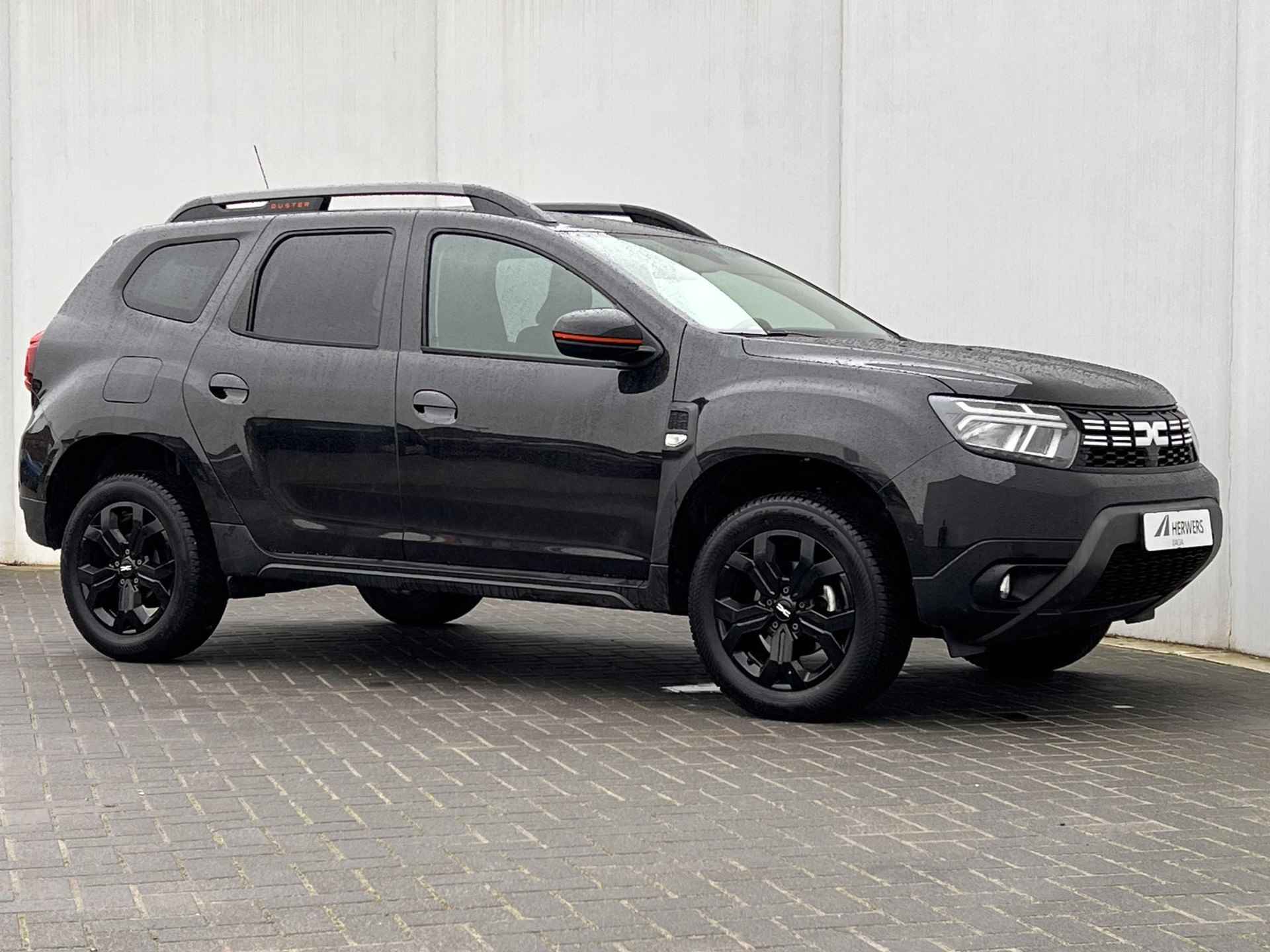Dacia Duster 1.3 TCe 150 Extreme Automaat / Stoelverwarming / Navigatie / Apple Carplay Android Auto / - 45/55