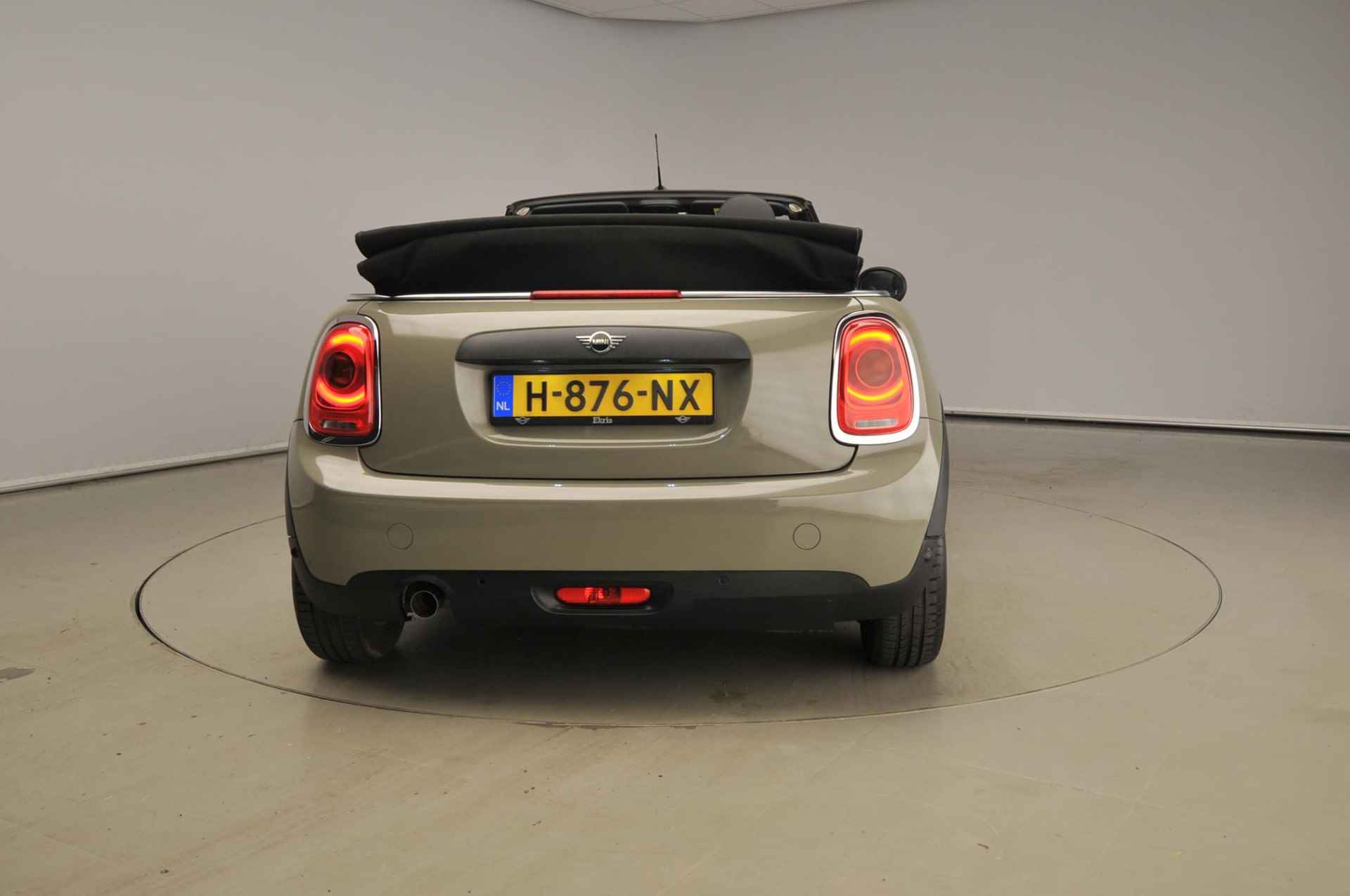 Mini Cabrio One PDC / Stoelverwarming / ISOFIX / Alu wielen - 4/30