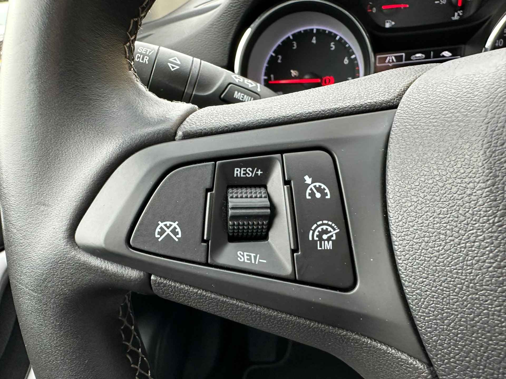 Opel Astra Sports Tourer 1.2 TURBO 110 PK EDITION+ | CAMERA| AGR-COMFORTSTOEL| CRUISE CONTROL| NAVIGATIE| DAB| - 18/42