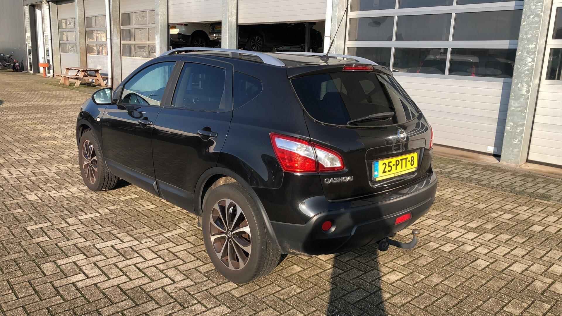 Nissan Qashqai 1.6 Connect Edition - 4/9