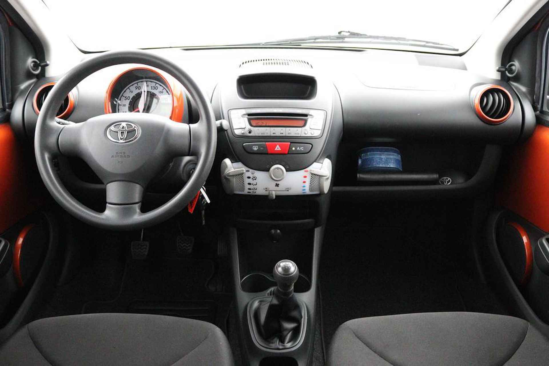 Toyota Aygo 1.0 VVT-i Comfort Orange | 1e eigenaar | Airco | Volledige onderhoudshistorie | - 4/37