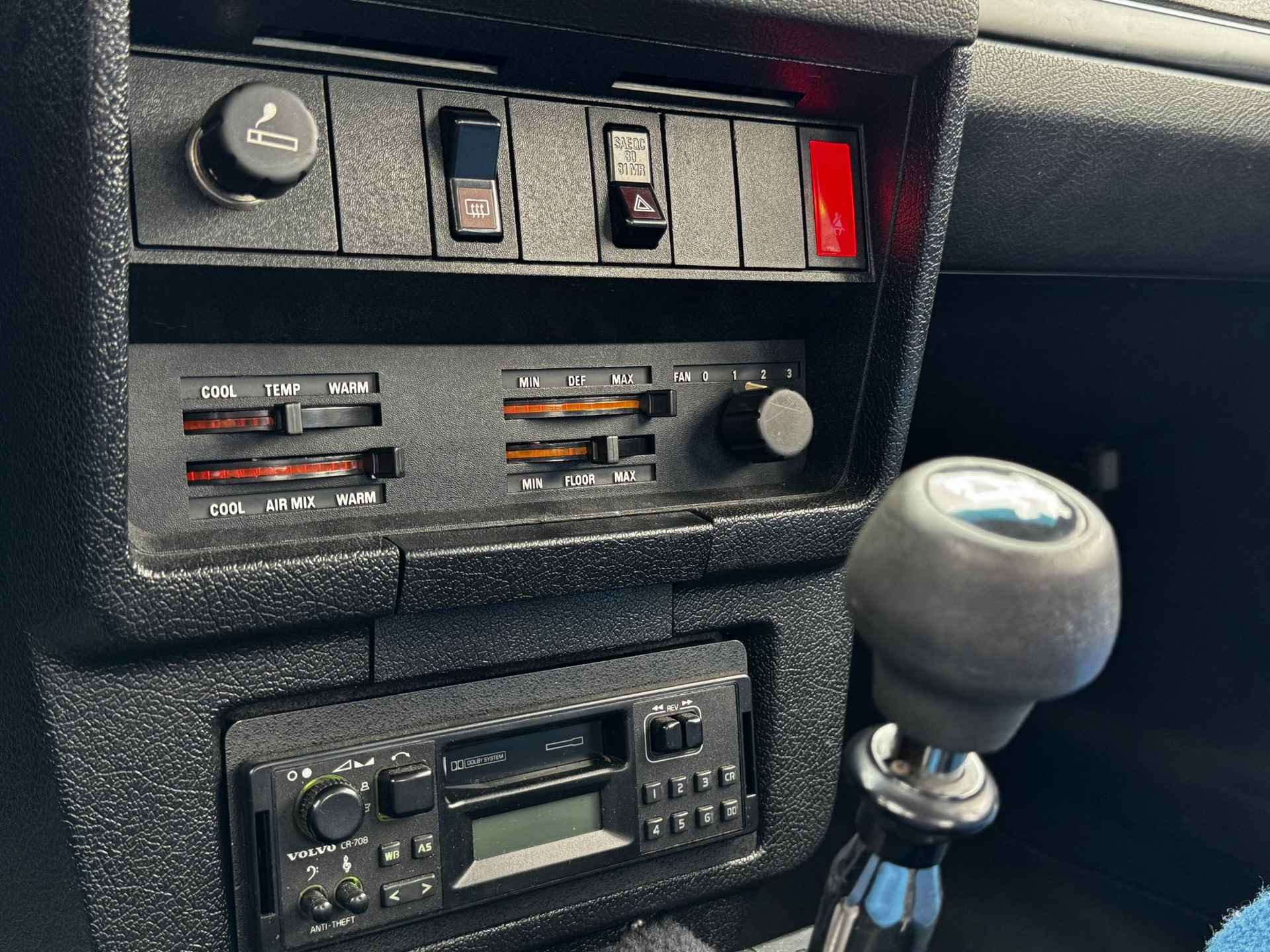 Volvo 244 2.0 DL - 4/25