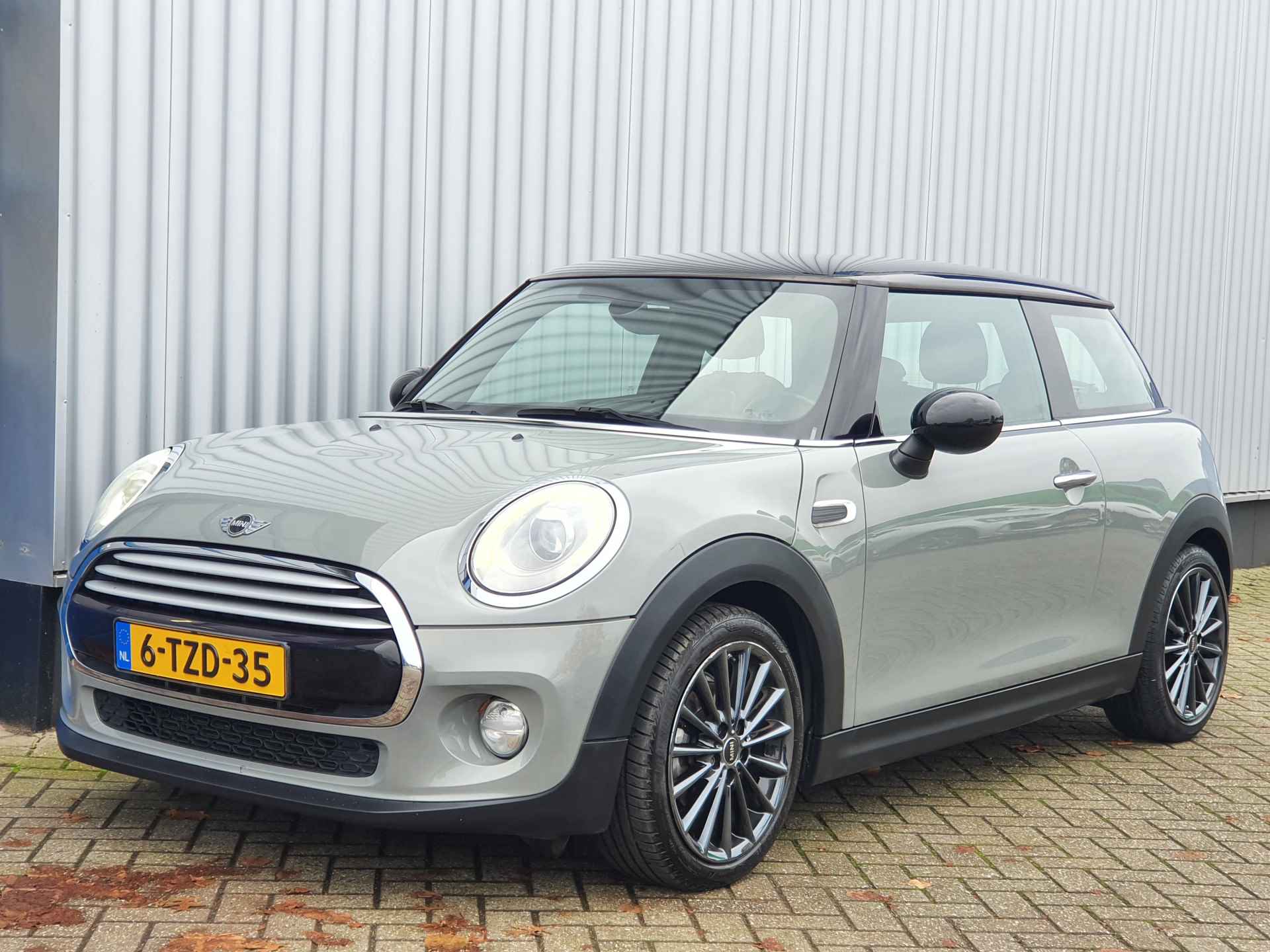 MINI Cooper 1.5 136PK | 1e eigenaar | Head-Up | Navigatie | 17Inch LMV | Climate Control | Cruise Control - 16/22