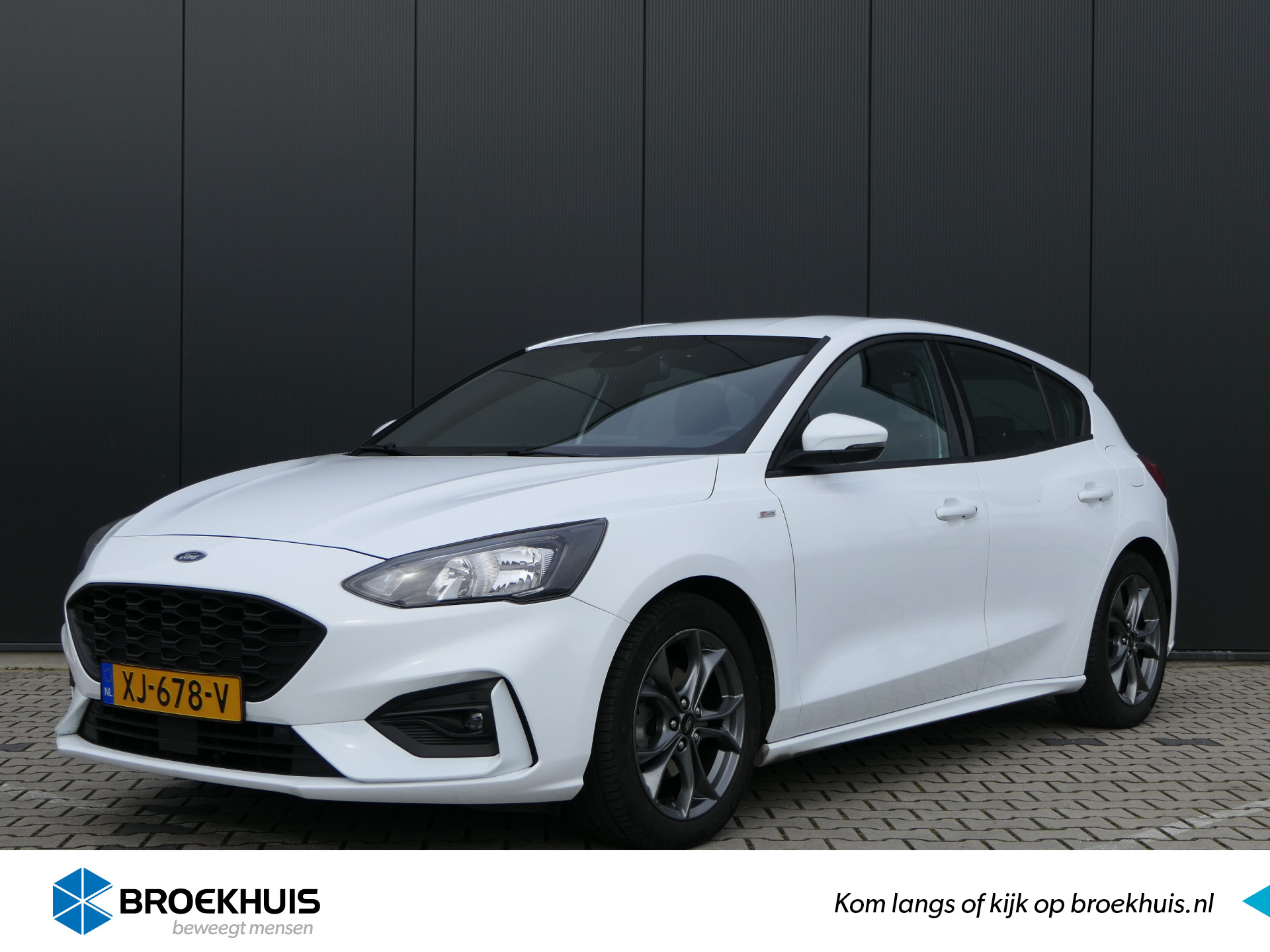 Ford Focus 1.0 EcoBoost ST Line | B&O | Trekhaak | Adaptive Cruise | Keyless | Winterpack | Climate Control bij viaBOVAG.nl