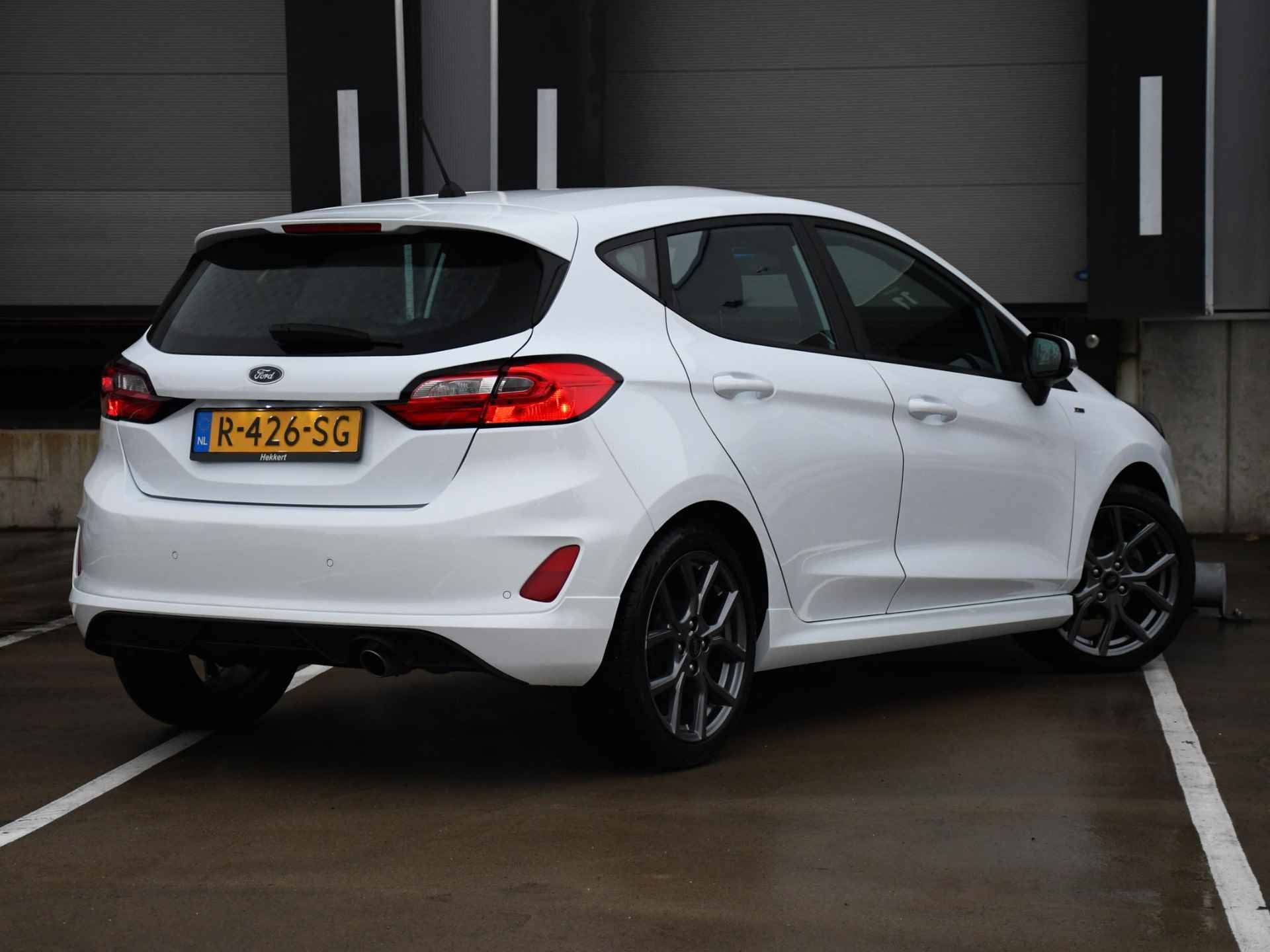 Ford Fiesta ST-Line 1.0 EcoBoost Hybrid 125pk CRUISE.C | DAB | PDC ACHTER | APPLE-CARPLAY | 17''LM | LED - 4/29