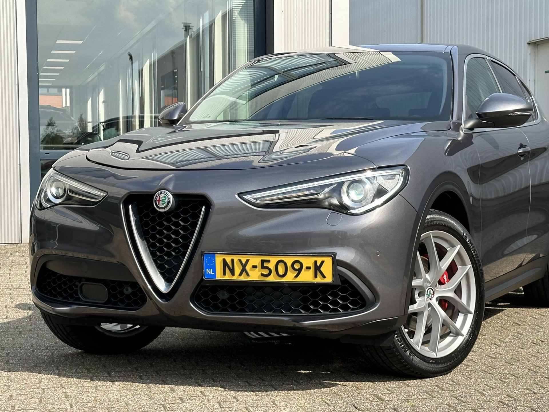 Alfa Romeo Stelvio 2.0 T 280pk AWD First Edition | Leder/20"/Camera/Navi/Bi Xenon - 12/62