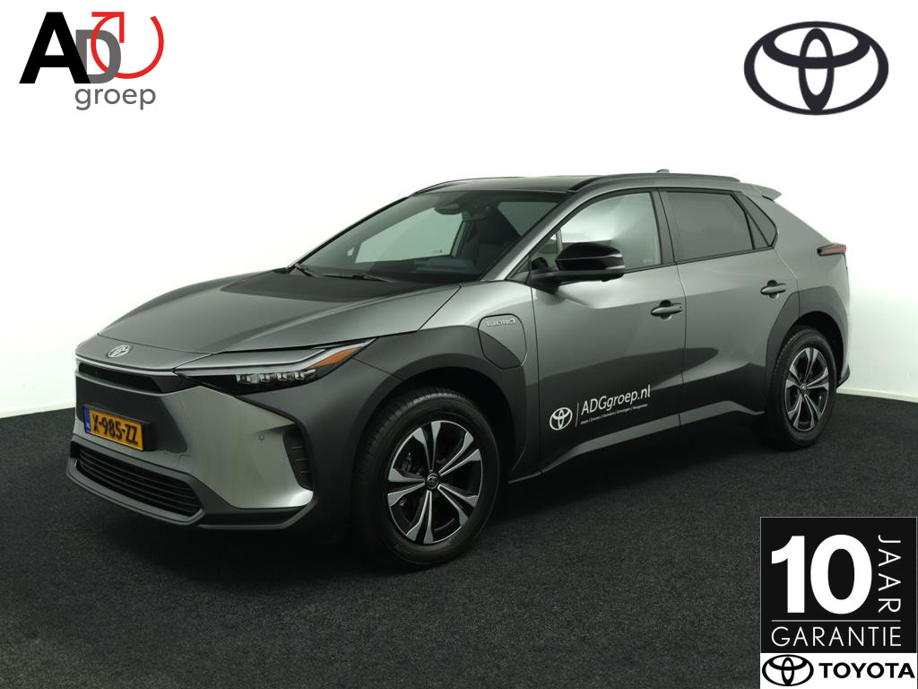 Toyota bZ4X Dynamic 71 kWh | 10 Jaar Garantie | 360 Camera | Navigatie | 3 Fase lader | Direct Beschikbaar |