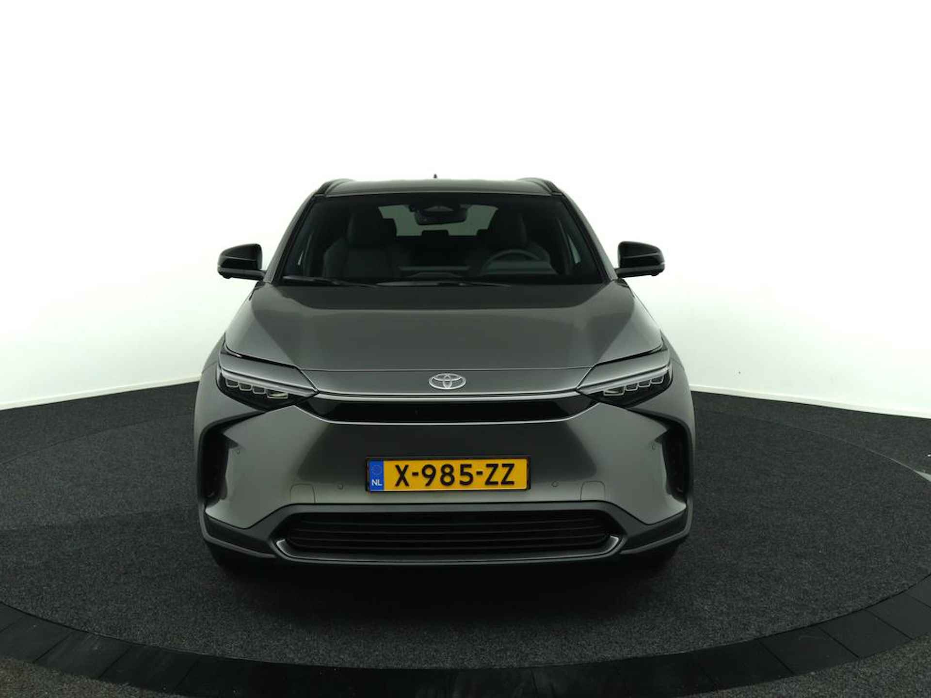 Toyota bZ4X Dynamic 71 kWh | 10 Jaar Garantie | 360 Camera | Navigatie | 3 Fase lader | Direct Beschikbaar | - 7/56