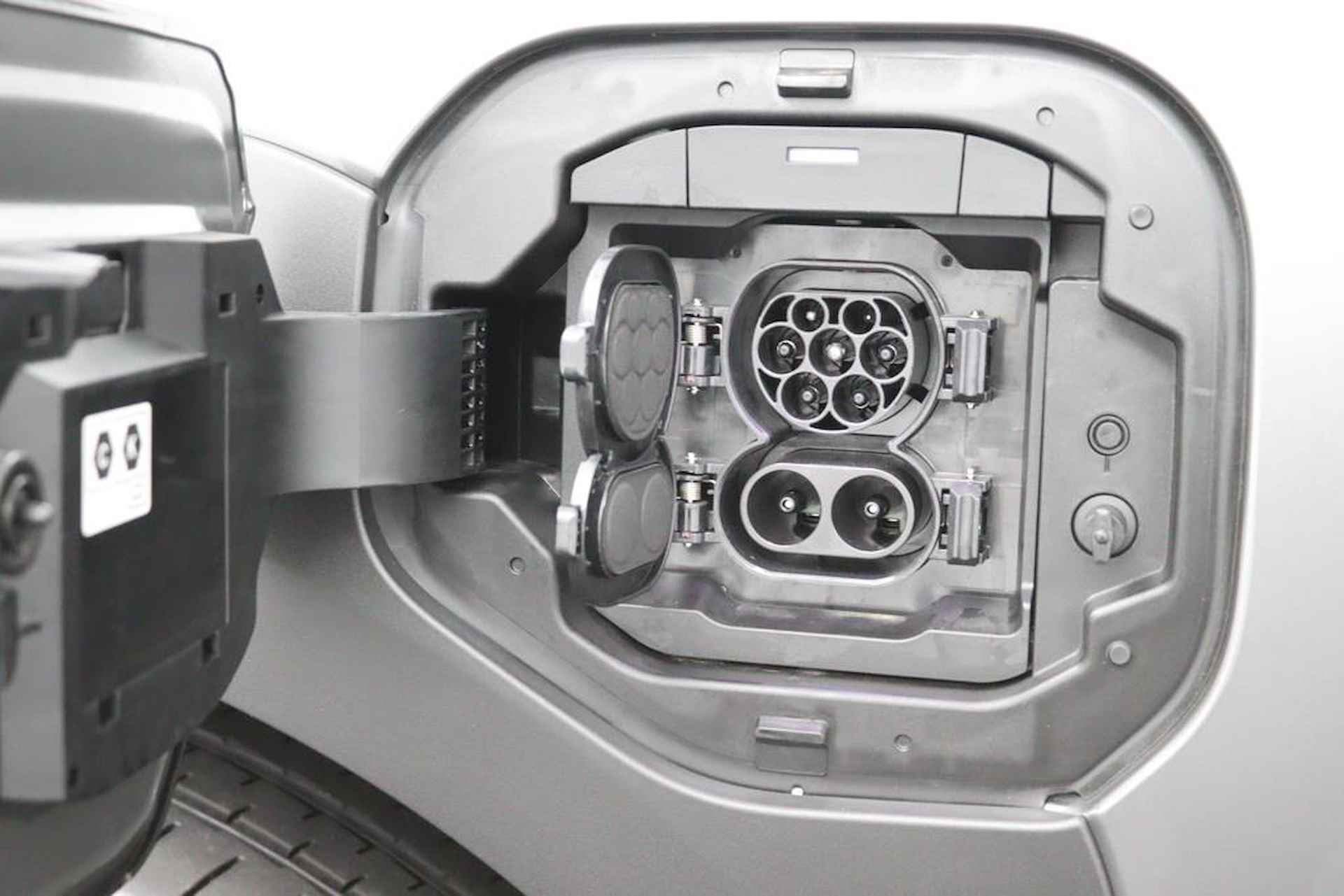 Toyota bZ4X Dynamic 71 kWh | 10 Jaar Garantie | 360 Camera | Navigatie | 3 Fase lader | Direct Beschikbaar | - 39/56