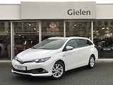 Toyota Auris Touring Sports 1.8 Hybrid Dynamic | Navigatie, Cruise control, Stoelverwarming, Lichtmetalen velgen, Climate control