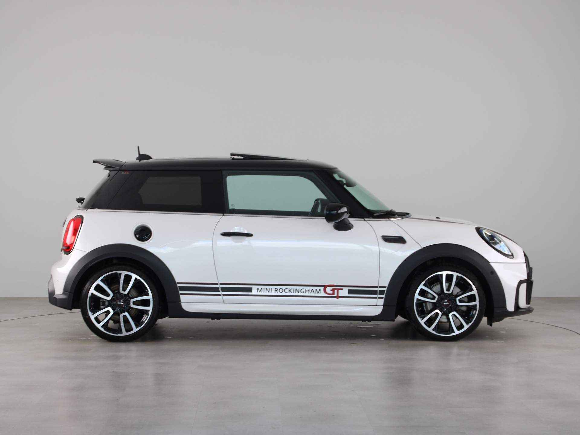 MINI 3-deurs Cooper S Rockingham GT Edition Aut. - 10/26