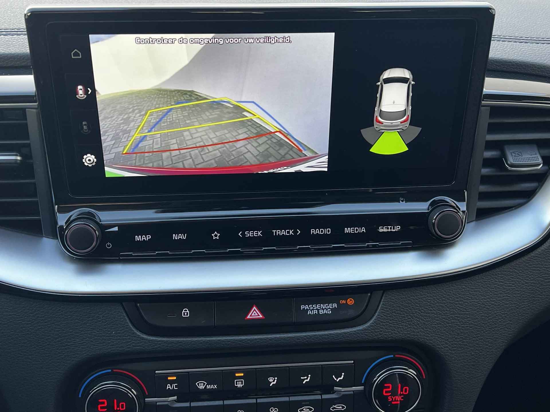 Kia XCeed 1.6 GDi PHEV DynamicLine Automaat / Apple CarPlay/Android Auto / Navigatie / Lichtmetalen velgen / Achteruitrijcamera / Half lederen bekleding / Keyless Entry&Start / - 5/52