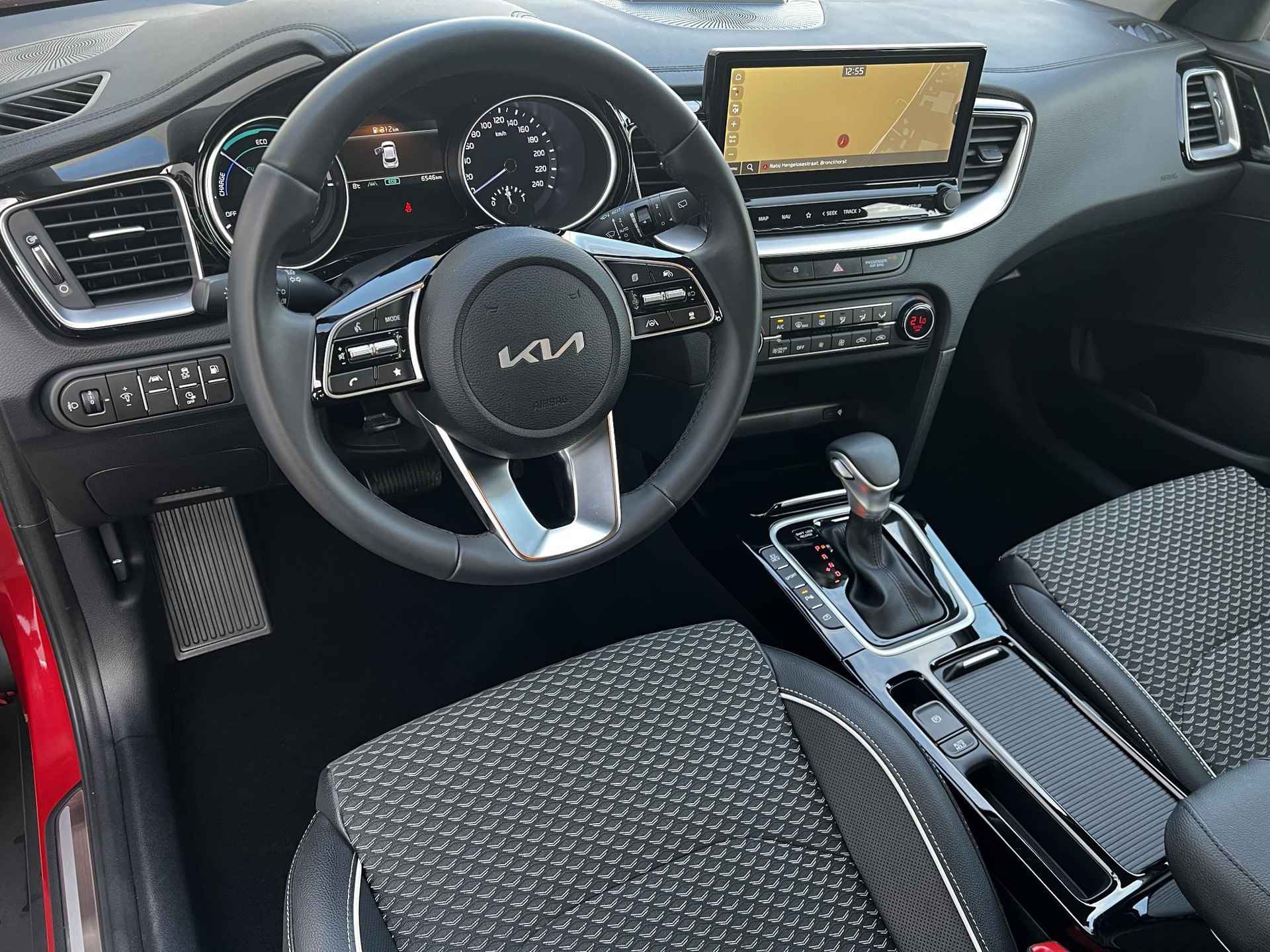 Kia XCeed 1.6 GDi PHEV DynamicLine Automaat / Apple CarPlay/Android Auto / Navigatie / Lichtmetalen velgen / Achteruitrijcamera / Half lederen bekleding / Keyless Entry&Start / - 21/52