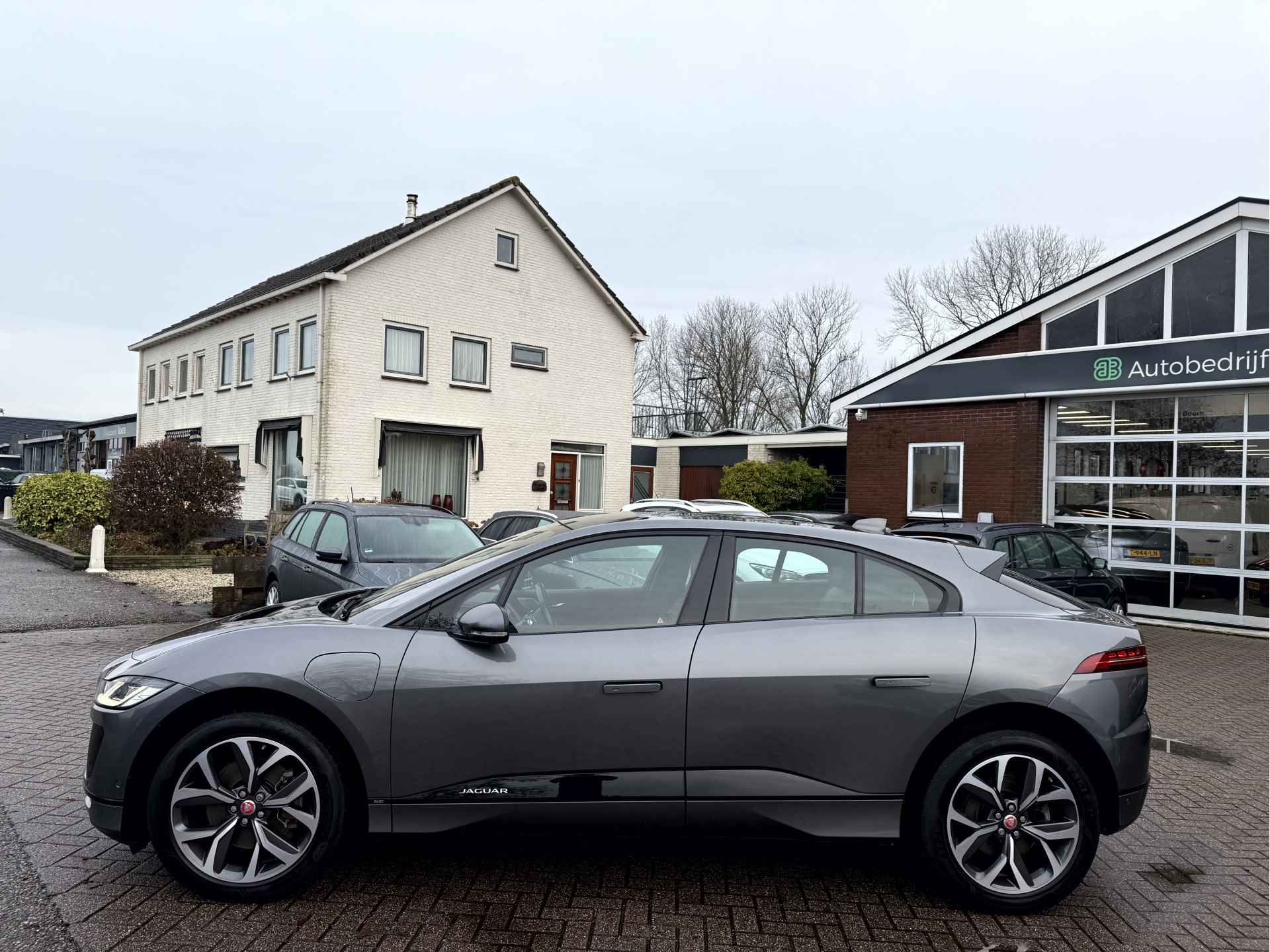 Jaguar I-PACE EV400 SE 90 kWh Nw. Accupakket, Fietsendrager Pano-dak , 360'Camera, Meridian Audio - 2/34