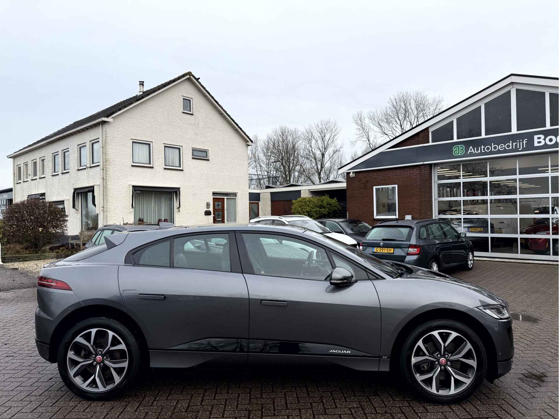 Jaguar I-PACE EV400 SE 90 kWh Nw. Accupakket, Fietsendrager Pano-dak , 360'Camera, Meridian Audio - 3/34