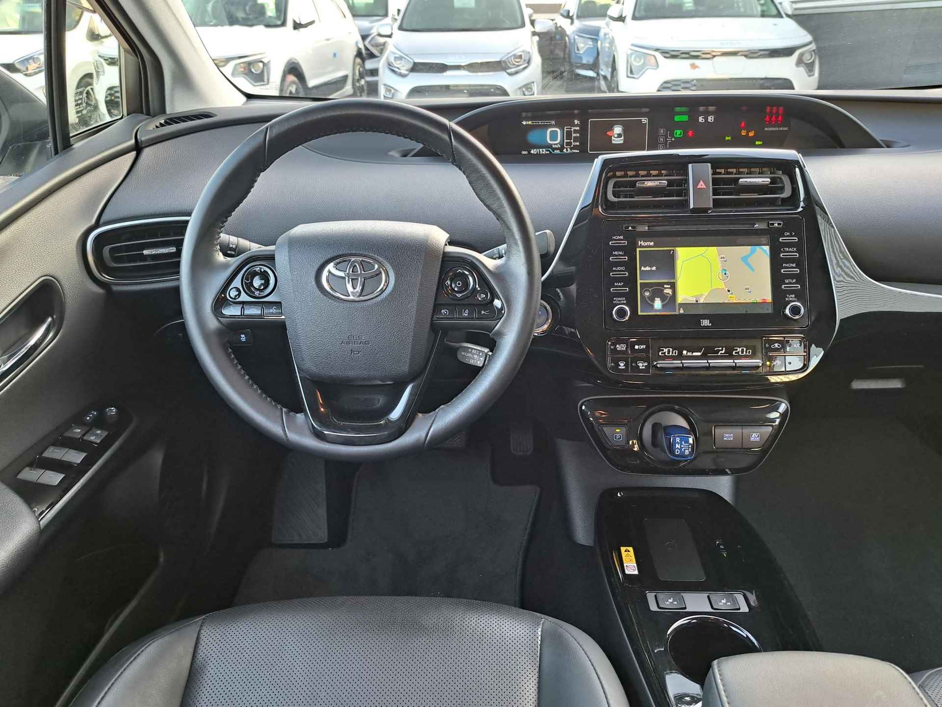 Toyota Prius 1.8 Executive Edition CVT-Automaat Incl o.a.: LM velgen, Climate Control, Cruise Control, Head-up display, Lederen interieur, Parelmoer lak - 25/53