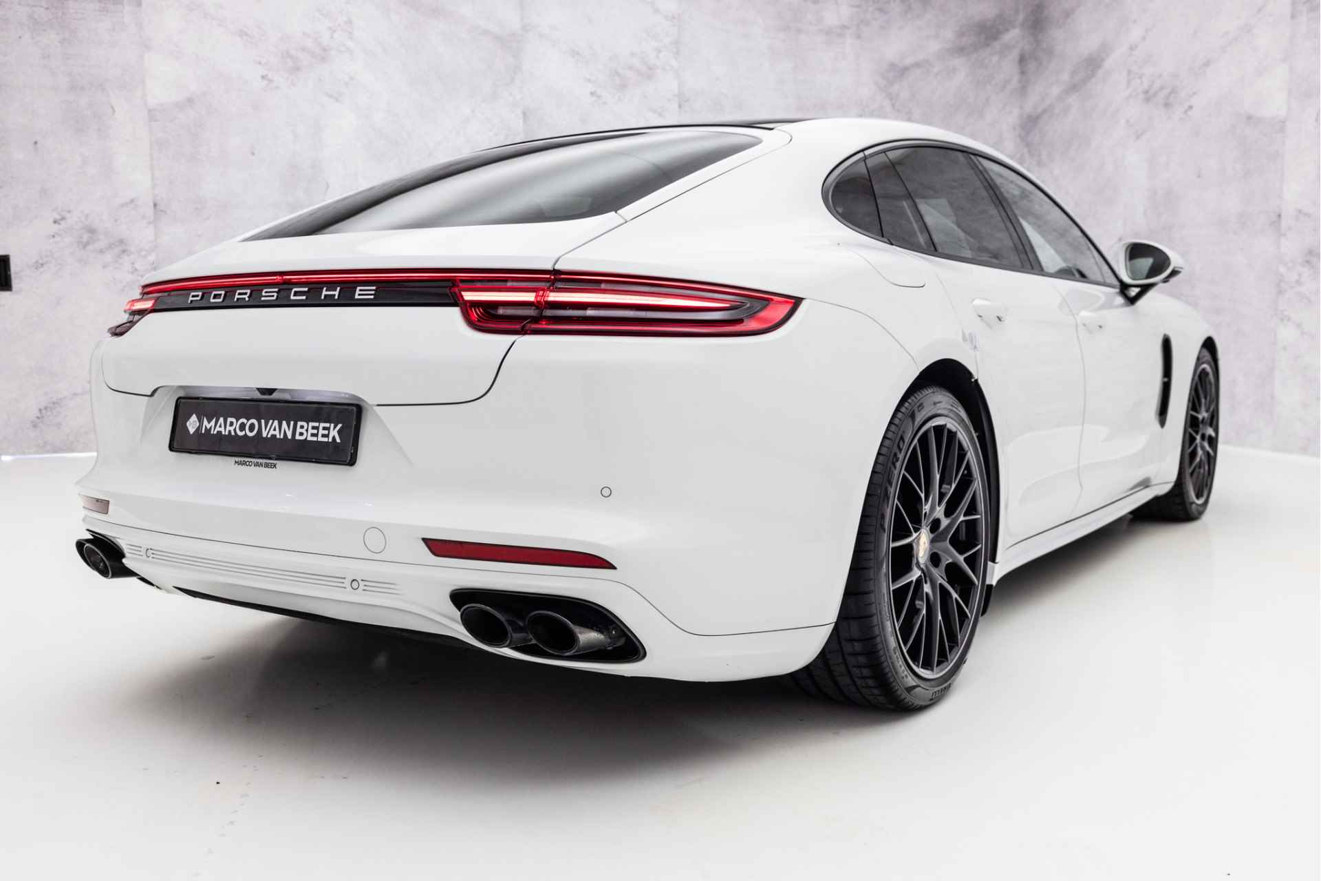 Porsche Panamera 3.0 4 | Pano | Memory | Sportuitlaat | Nachtzicht | 21" - 3/51