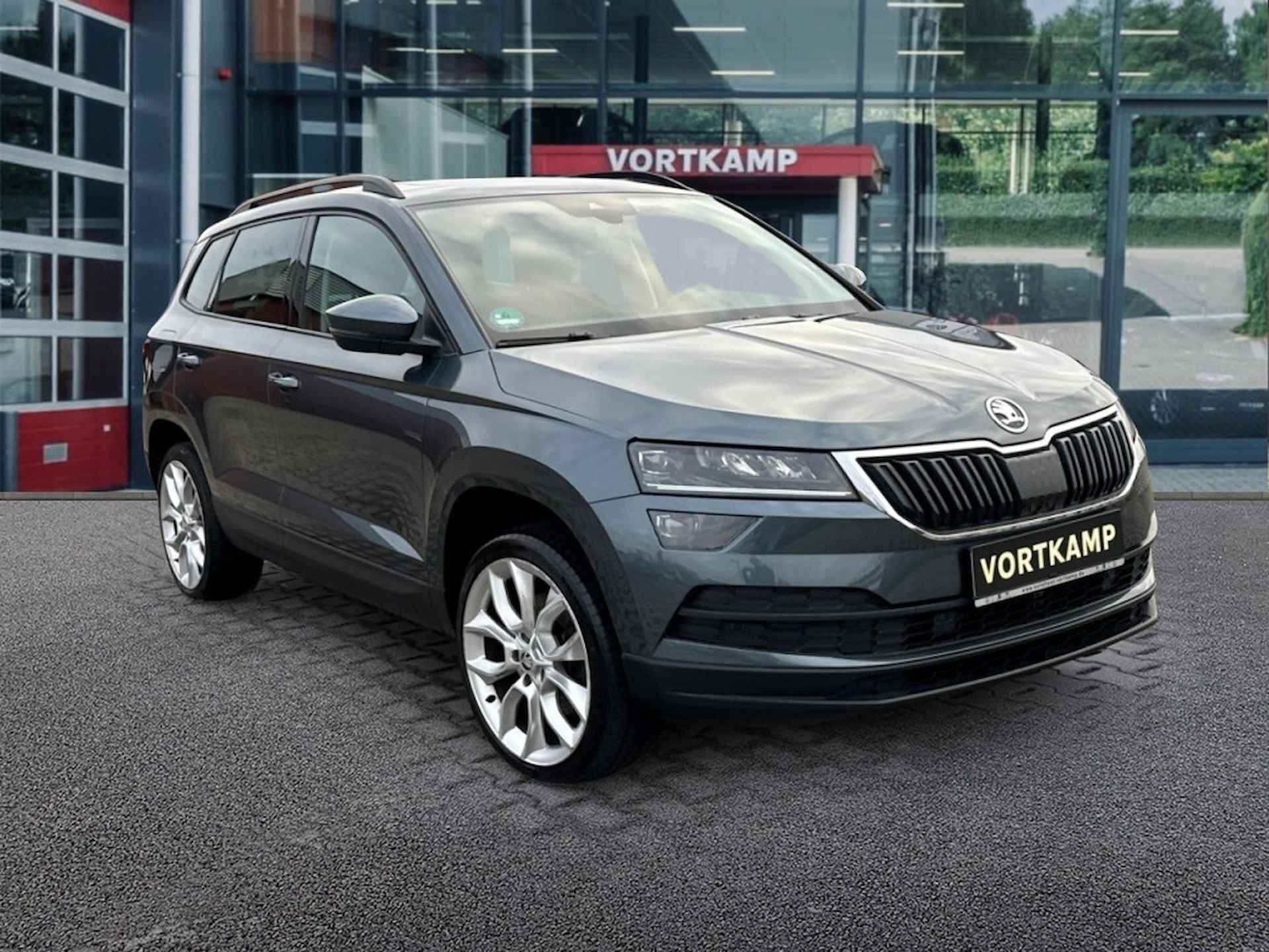 SKODA Karoq 1.5 TSI DSG STYLE PANO-DAK/TREKHAAK/ELEK-STOELEN/CAMERA/CRUISE - 3/28