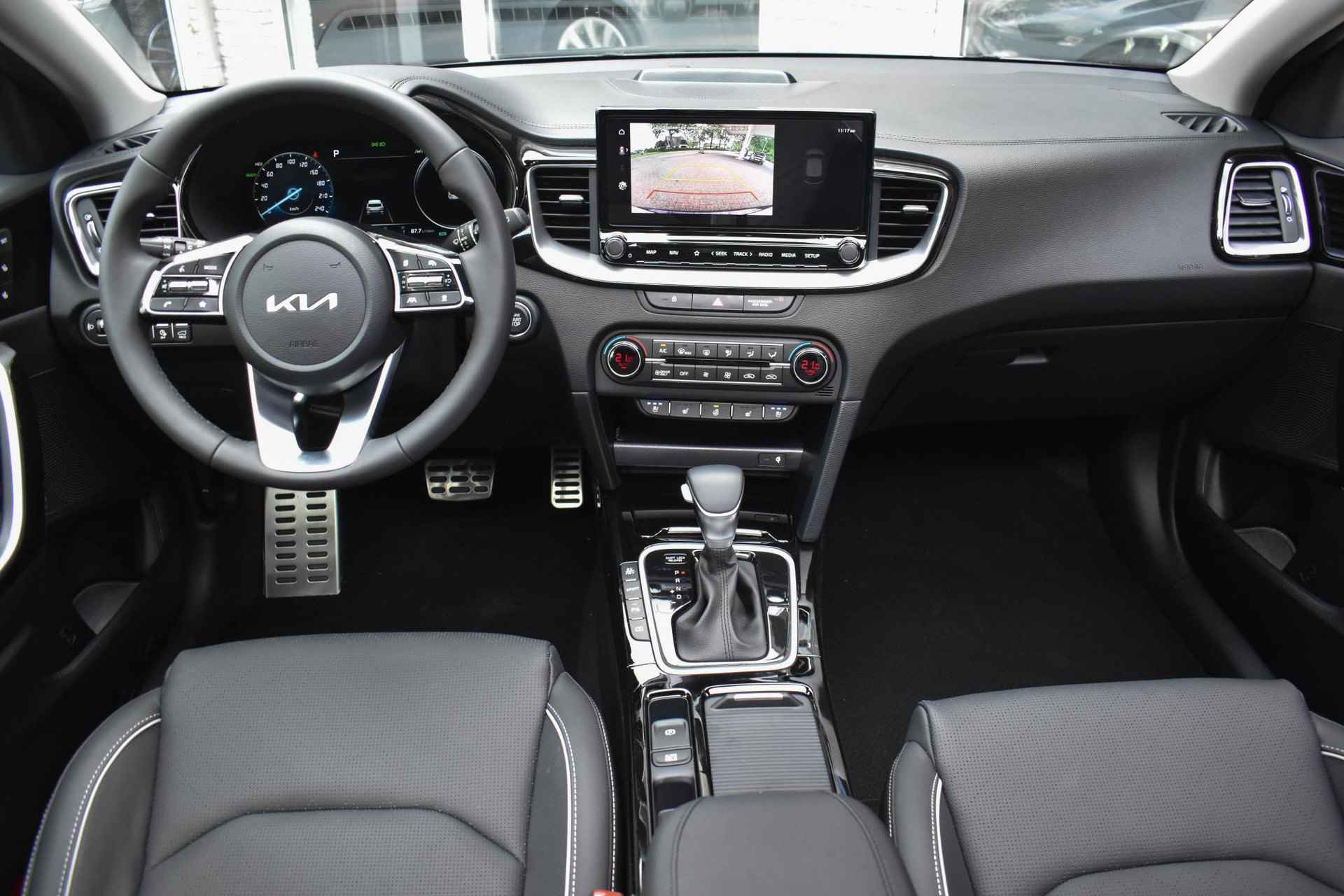 Kia XCeed 1.6 GDi PHEV Aut. ExecutiveLine Pano Leder Zitklima Camera LED - 2/46