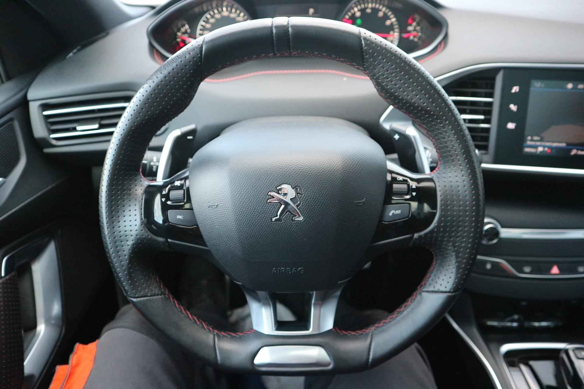 Peugeot 308 SW 1.2 PureTech GT-line AUTOMAAT NAVI DENON ALCANTARA PANORAMA KEYLESS PDC V+A RIJKLAARPRIJS!! - 21/42