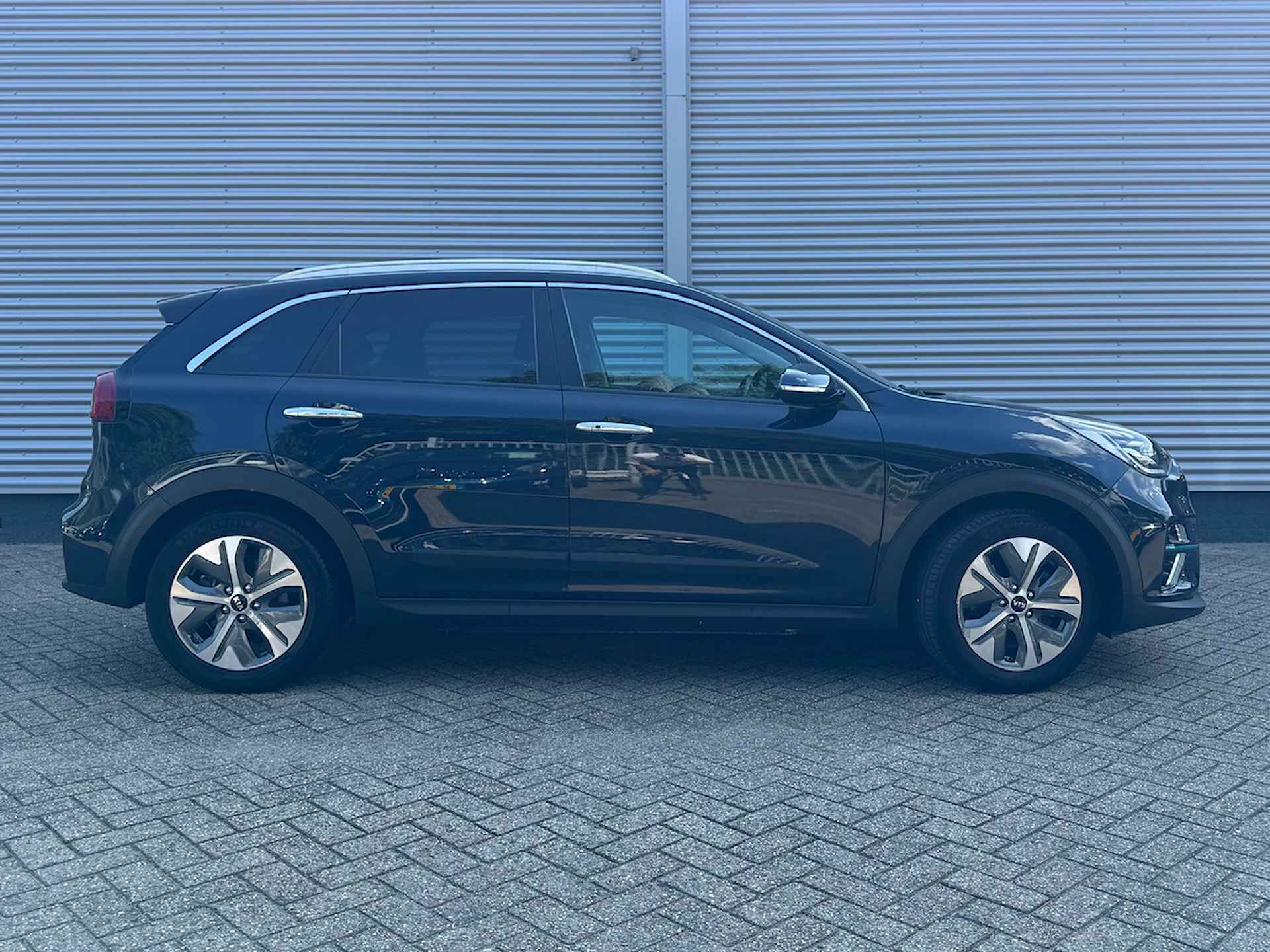 KIA e-Niro Elektrisch 204pk Aut ExecutiveLine | Trekhaak | Stoelkoeling | Stuur/Stoelverwarming | JBL |  Memory | BTW Auto | - 6/45