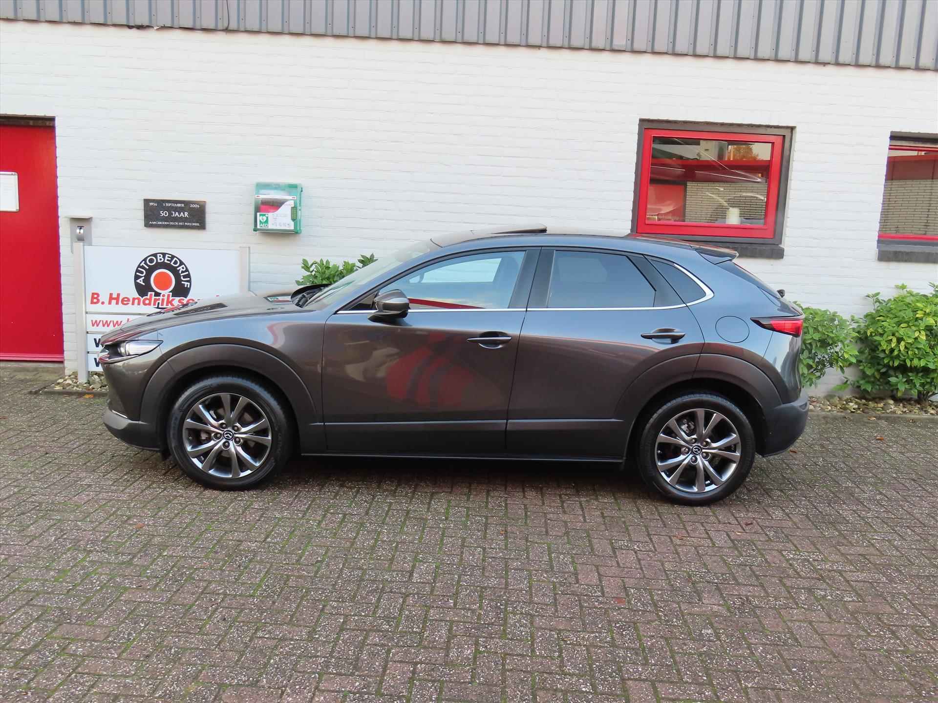 MAZDA Cx-30 Skyactiv-X 180pk Luxury/ Bose sound/ Stoel + stuurwiel verwarming/ DAB/ Schuifdak/ Adaptieve cruise/ Apple Carplay/ Head up display/ Origineel NL/ NAP - 5/42