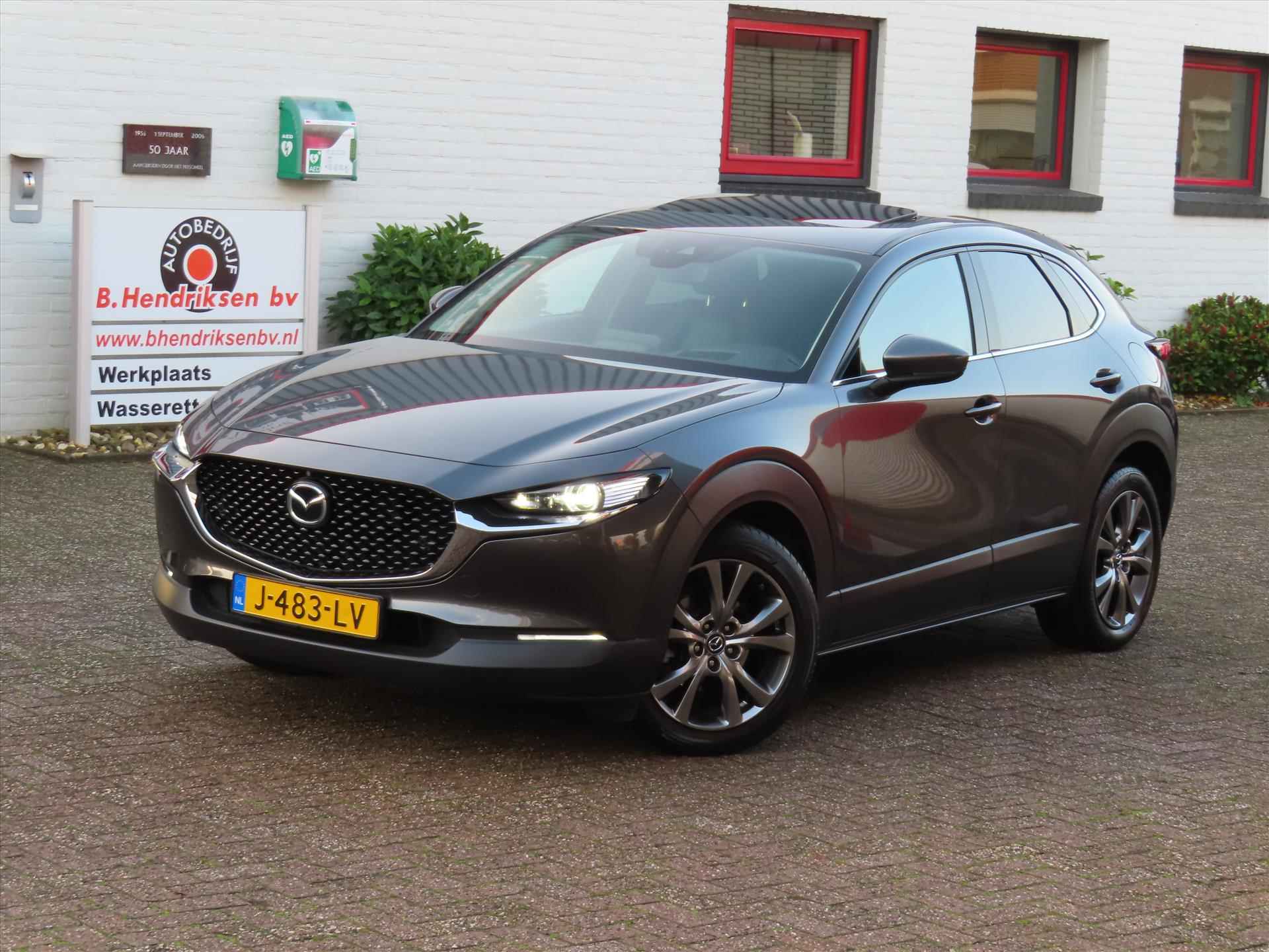 MAZDA Cx-30 Skyactiv-X 180pk Luxury/ Bose sound/ Stoel + stuurwiel verwarming/ DAB/ Schuifdak/ Adaptieve cruise/ Apple Carplay/ Head up display/ Origineel NL/ NAP - 40/42