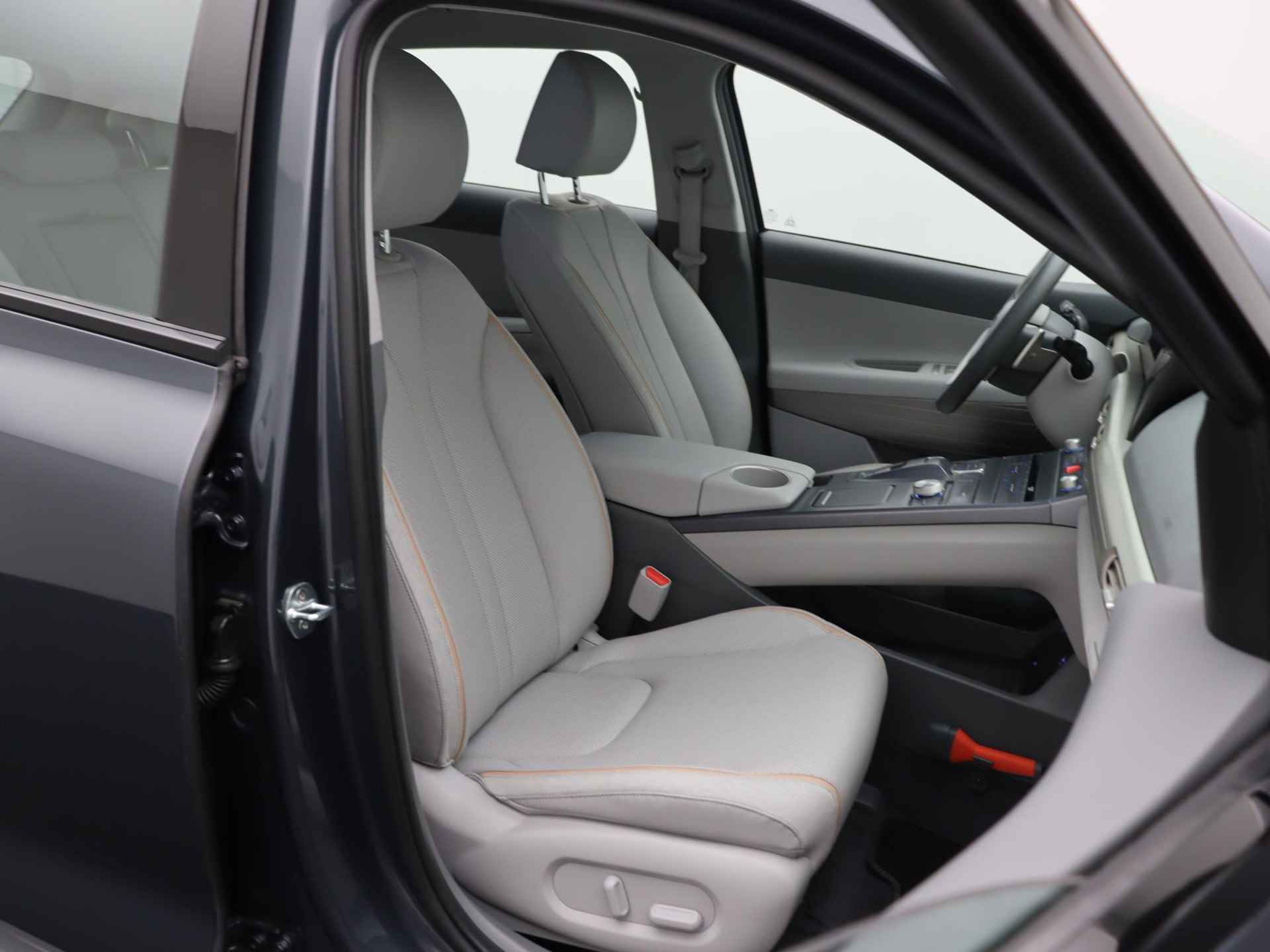 Hyundai NEXO FCEV Automaat | Airco | Cruise Control | Navigatie | Half-Leder | Apple Carplay/Android | lichtmetalen velgen 17" | - 34/41