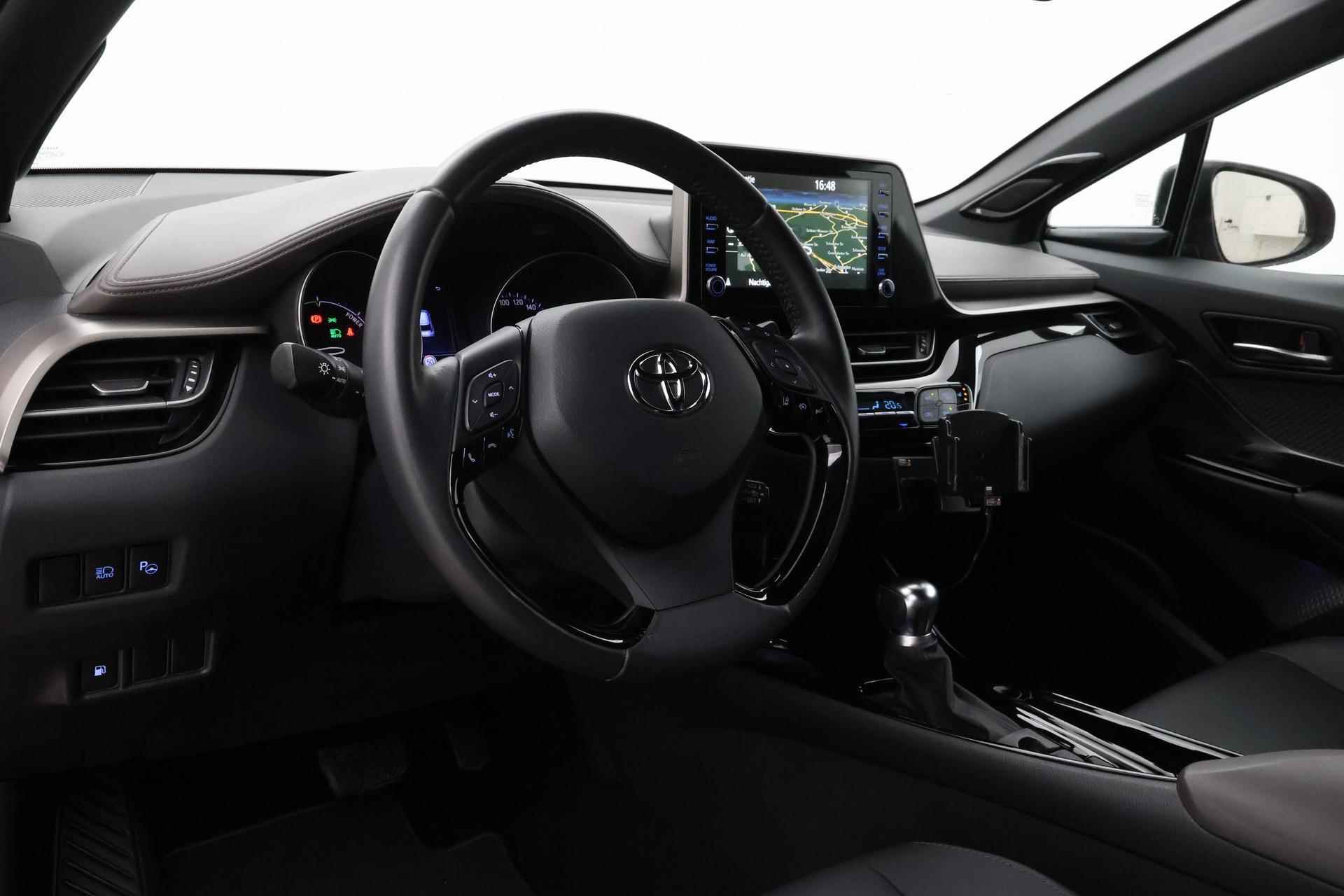 Toyota C-HR 2.0 Hybrid Launch Edition | Navigatie | JBL | Leer - 2/42