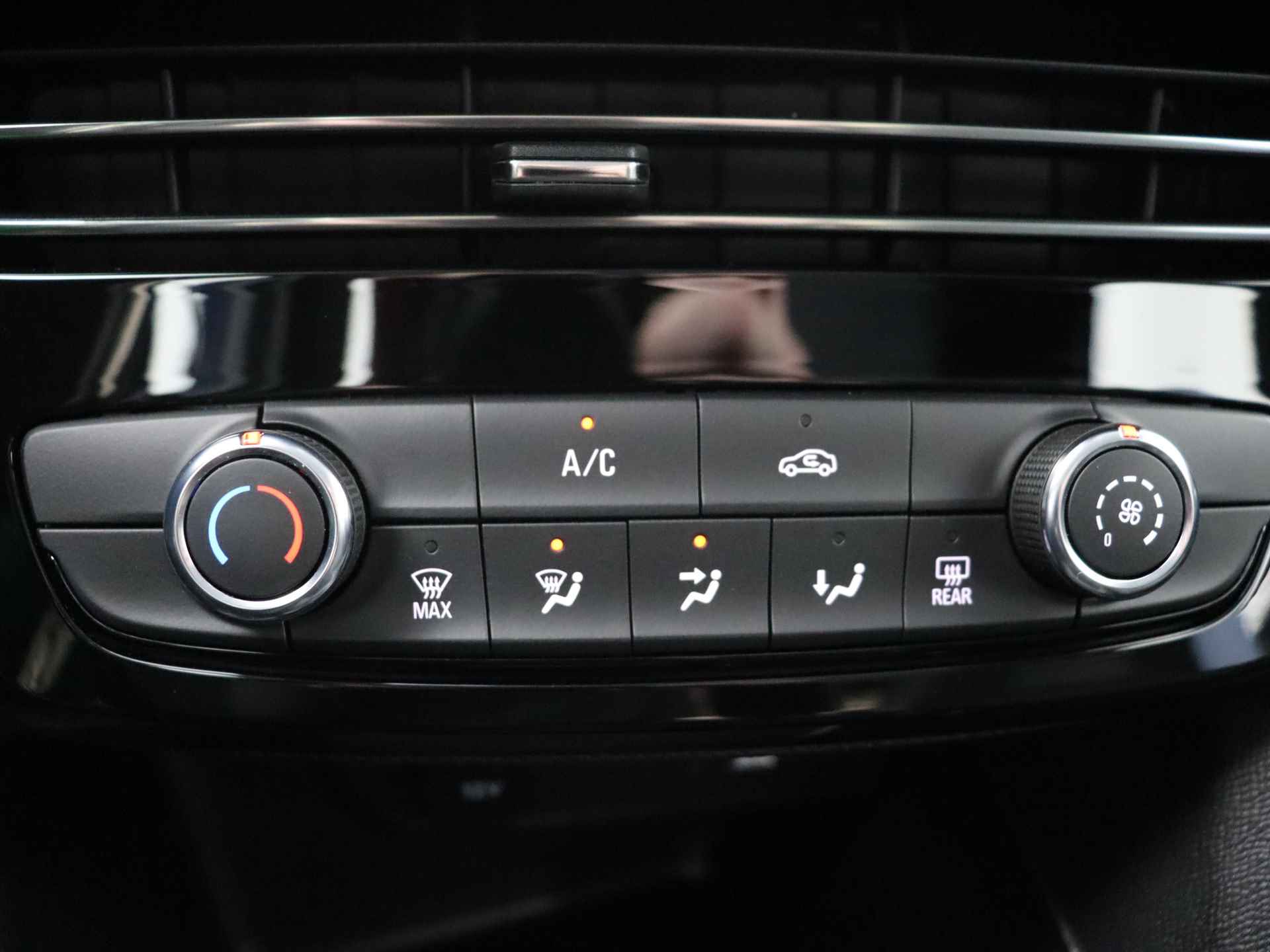 Opel Mokka 1.2 T. 100 pk Edition | Navigatie | Airco | Full-LED | Cruise Control | Apple Carplay | Android Auto | !! "Vraag een vrijblijvende offerte aan!" - 13/27
