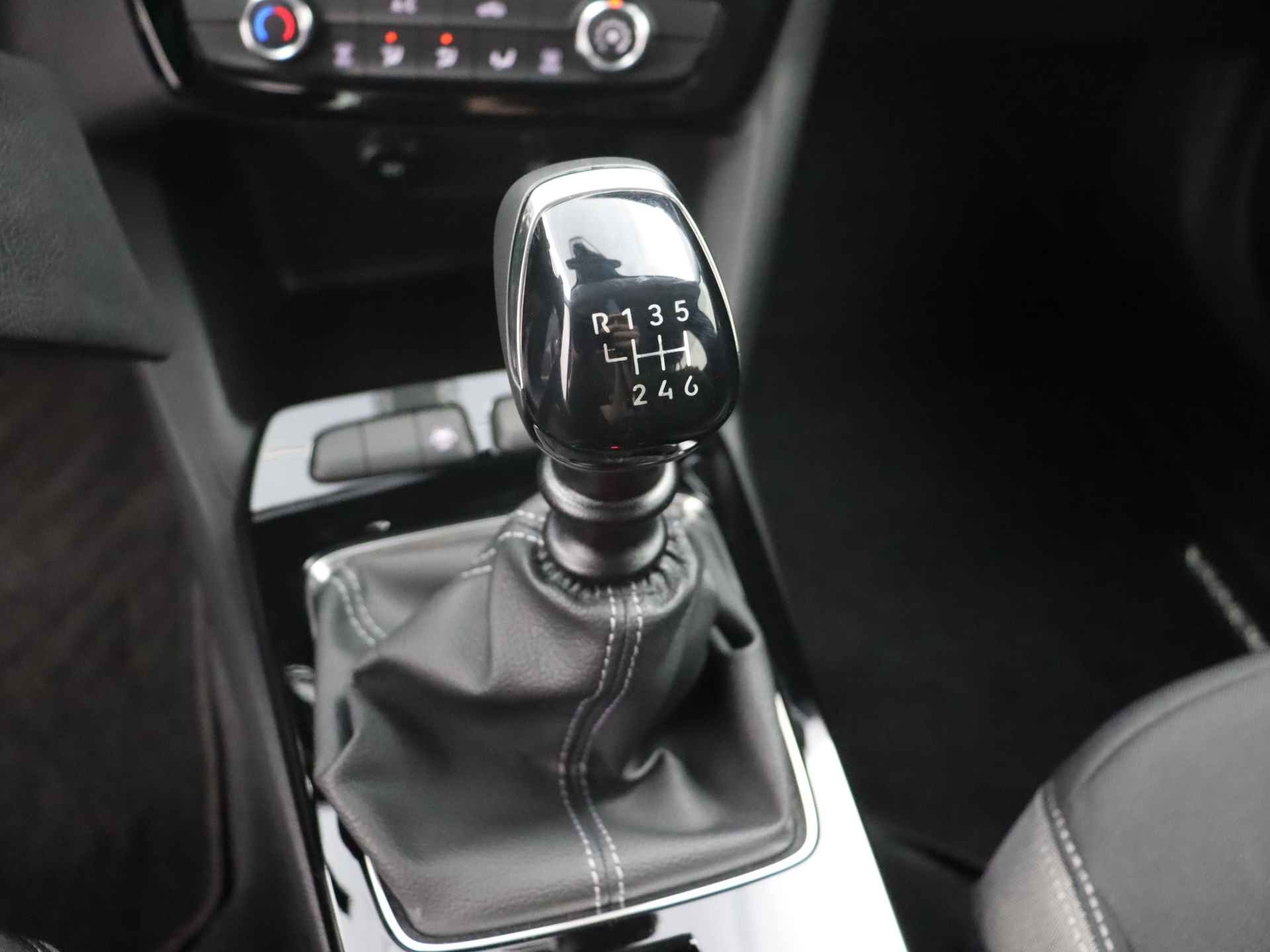 Opel Mokka 1.2 T. 100 pk Edition | Navigatie | Airco | Full-LED | Cruise Control | Apple Carplay | Android Auto | !! "Vraag een vrijblijvende offerte aan!" - 14/27