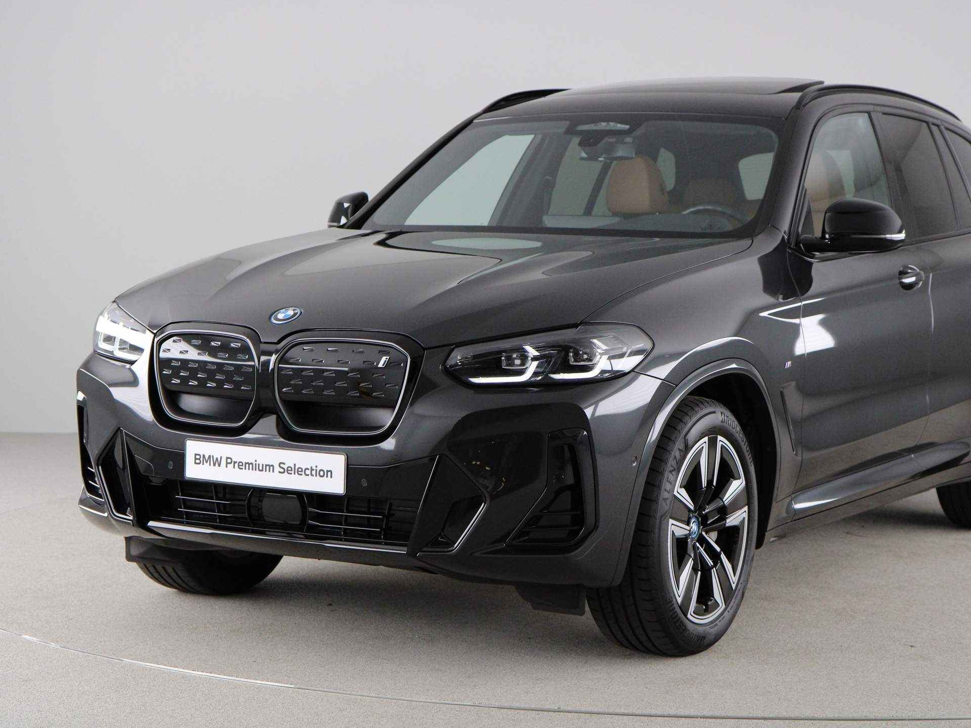 BMW iX3 Executive M Sport Shadow Line 80 kWh - 20/26