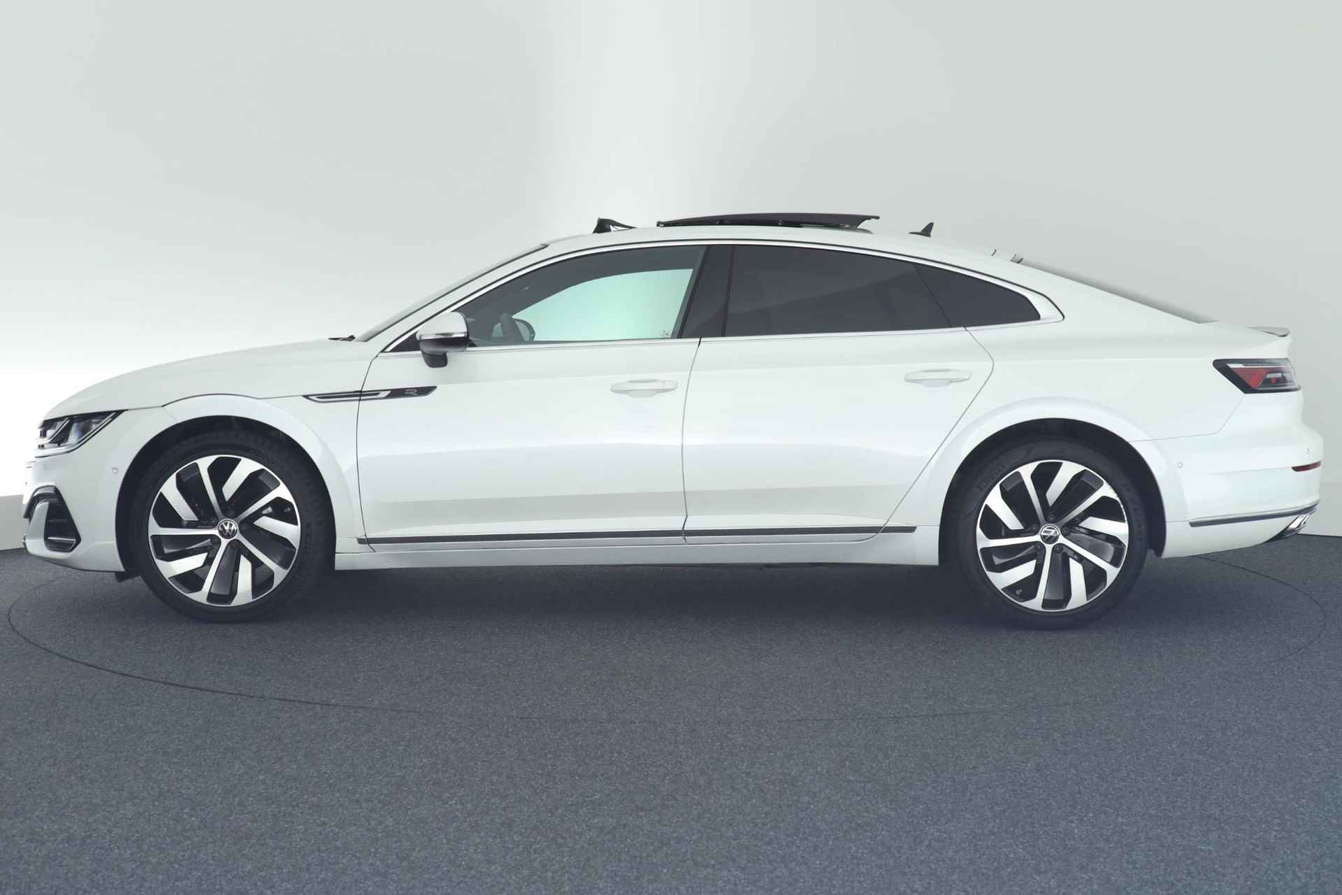 Volkswagen Arteon 1.4 TSI 218pk eHybrid R-Line Business+ Head-Up Memory Camera Leder Panoramadak Navigatie - 9/57