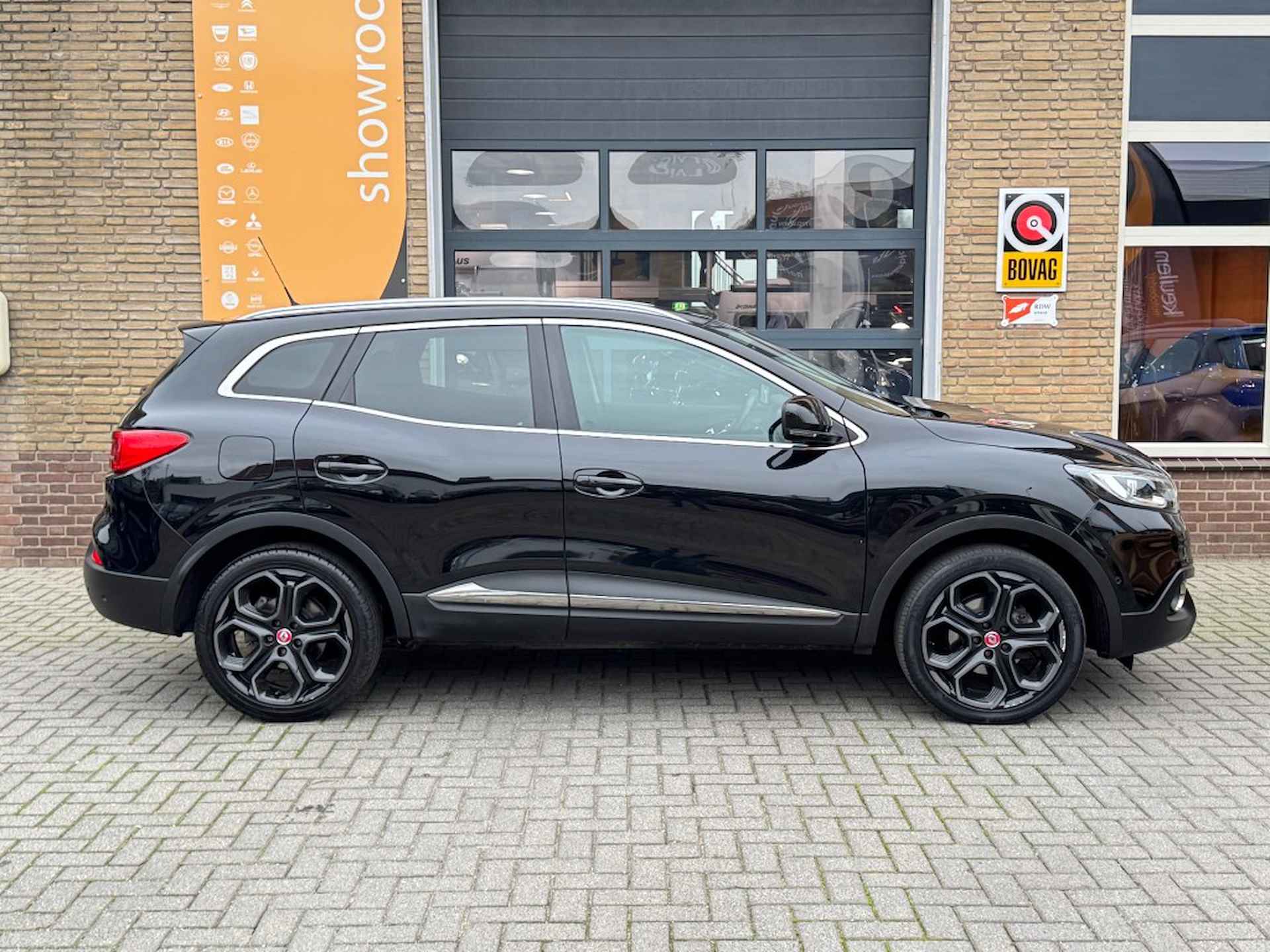 RENAULT Kadjar TCe 130 INTENS R-LINK/CAMERA/LED/19LMV/NL-AUTO - 21/31