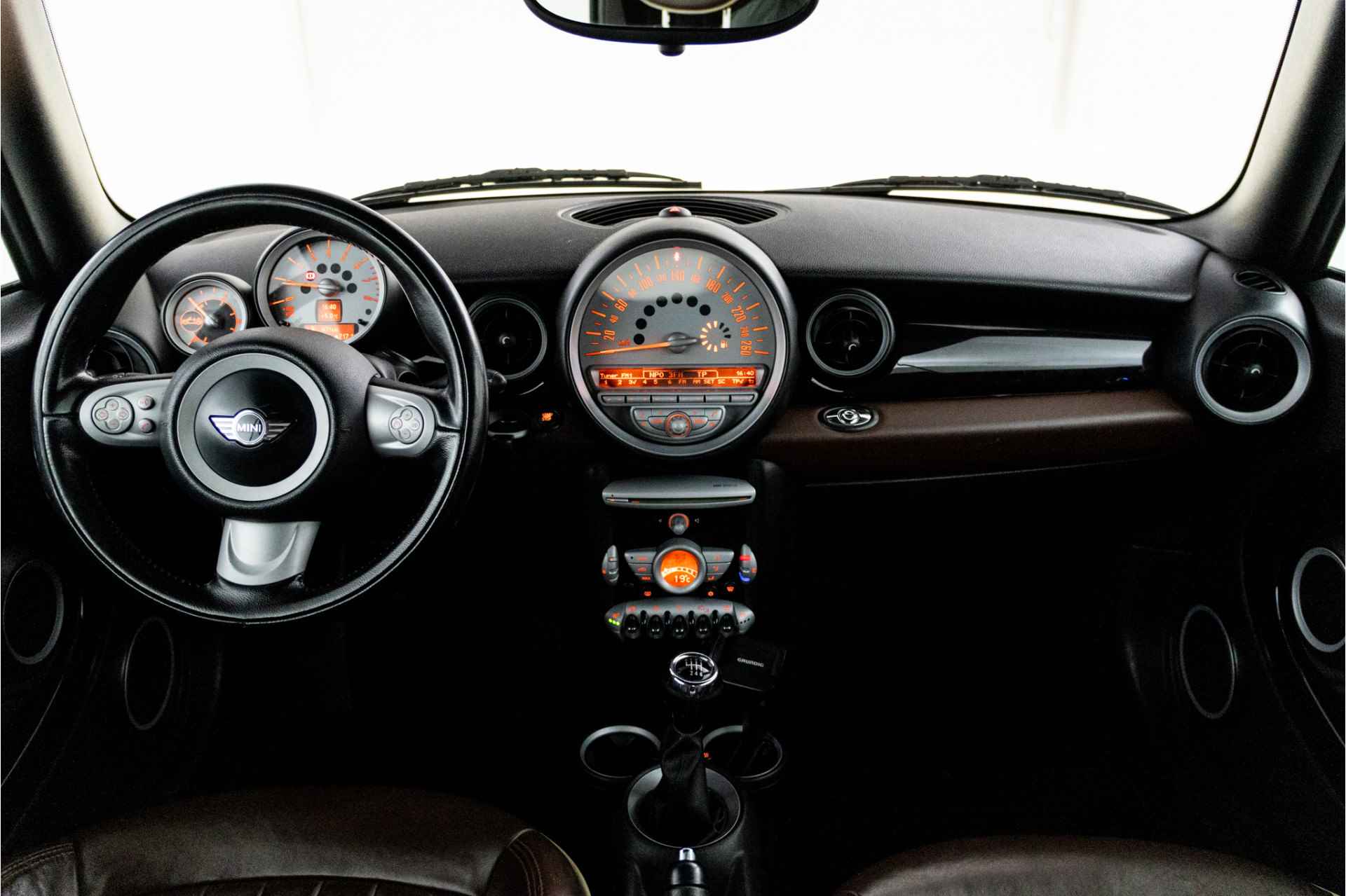 MINI Cabrio 1.6 One Cabriolet, Volleder, Stoelverw. - 9/19