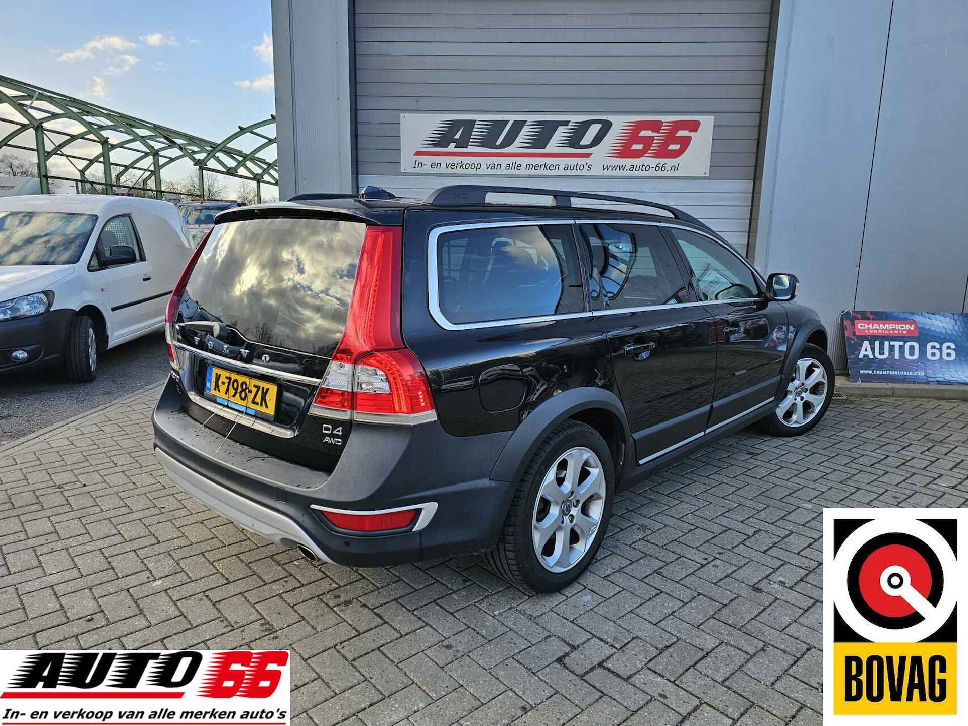 Volvo XC70 2.4 D4 FWD Summum Automaat - 6/26