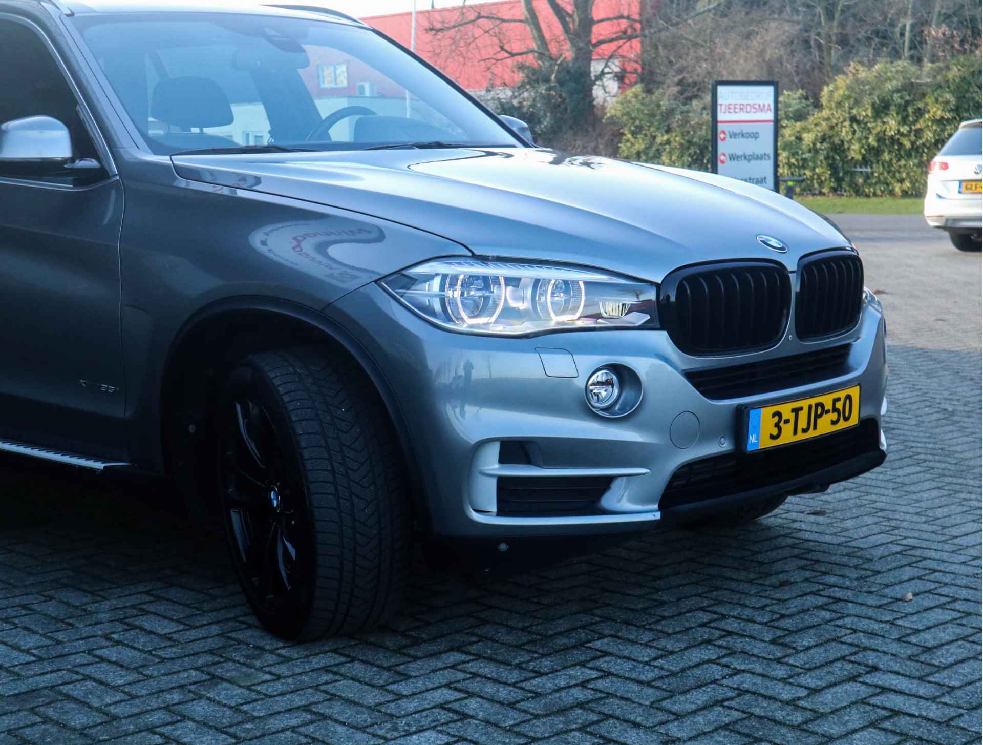 BMW X5 xDrive35i High Executive Navi/Clima/Cruise/360GradenCam/PDC/6-Cillinder - 6/36