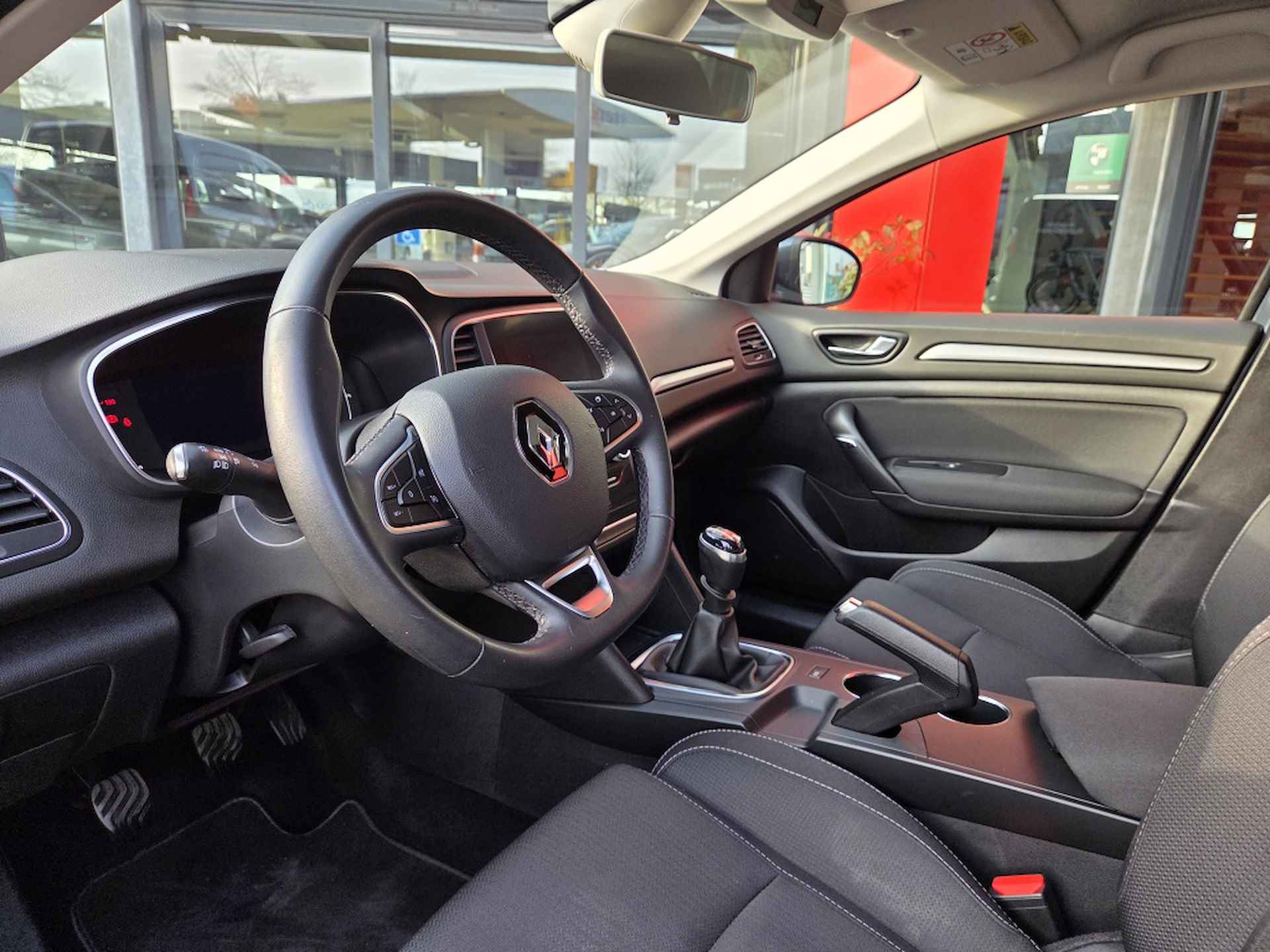 Renault Mégane Estate 1.3 TCe Business Zen | Navi | Trekhaak | Climate - 11/22